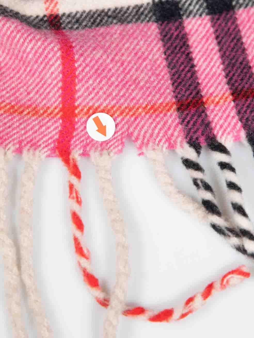 Burberry Rosa Nova Karierter Schal Damen im Angebot