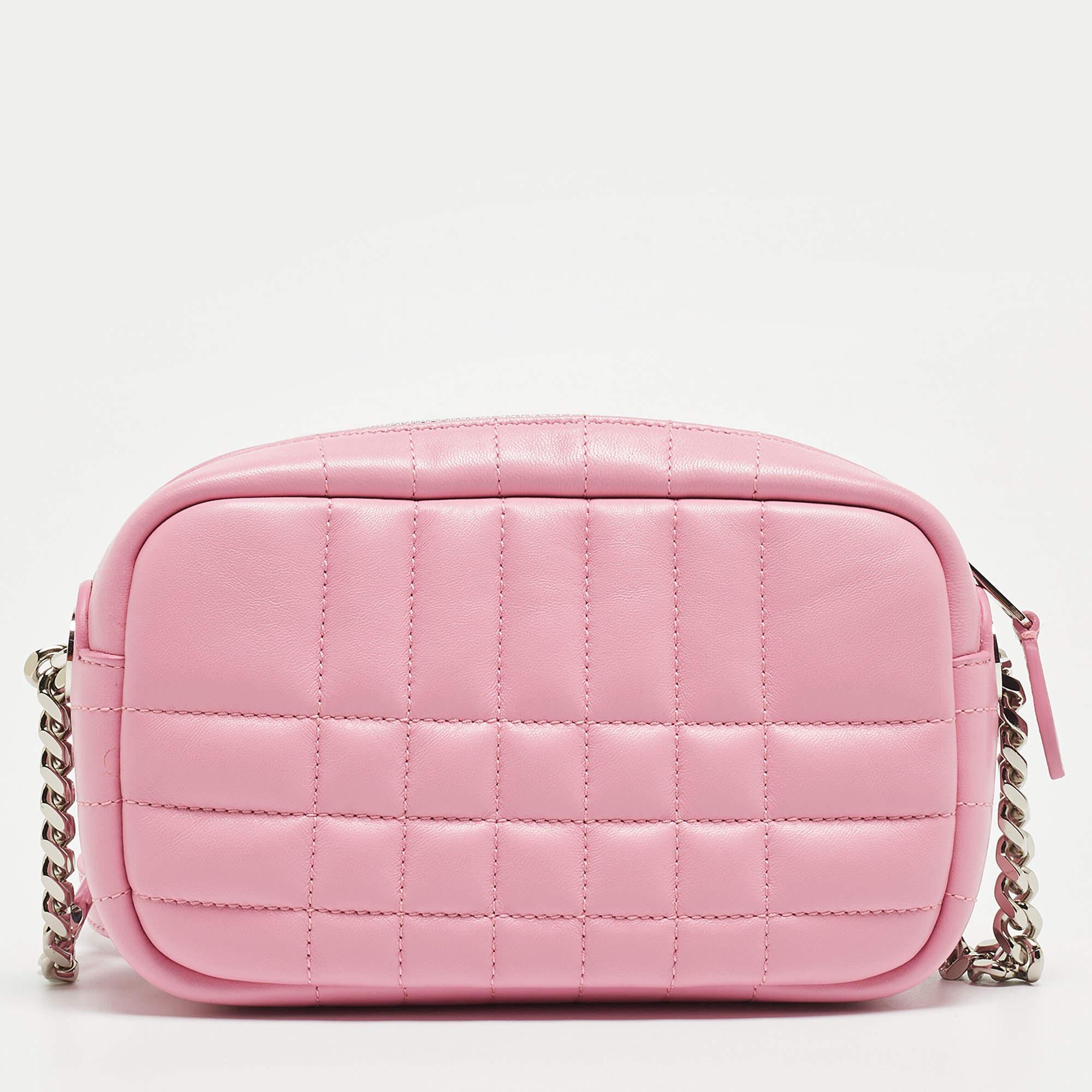 Burberry Pink Quilted Leather Mini Lola Camera Bag In Excellent Condition In Dubai, Al Qouz 2