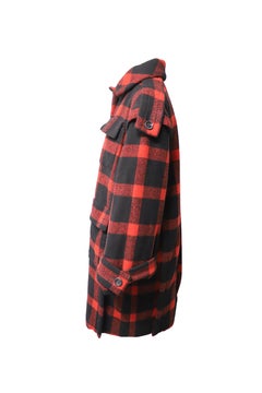 Burberry-Wintermantel mit Karomuster aus roter Wolle
