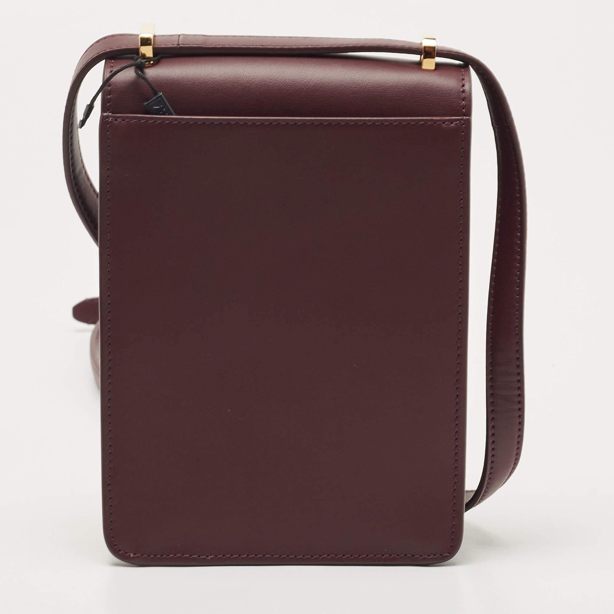 Burberry's Robin crossbody bag is a great investment piece that's super chic too. It's finished with a gold-toned TB clasp on the flap and has a long shoulder strap so that it can be flaunted in a number of ways.

Includes: Original Dustbag, Brand