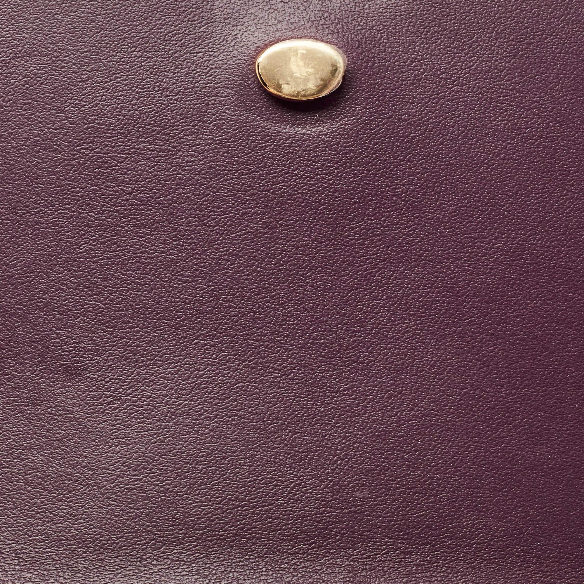 Burberry Plum Leather Robin Crossbody Bag For Sale 2