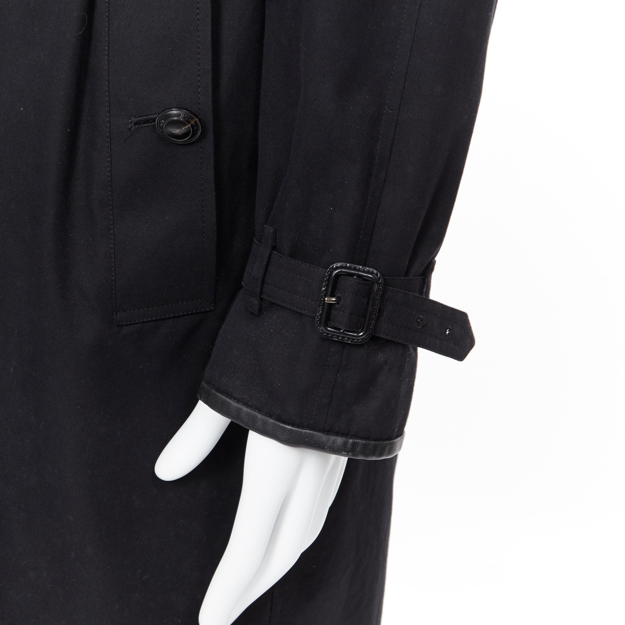 BURBERRY PRORSUM Trench noir en coton amovible avec doublure en fourrure d'autruche et ceinture L en vente 6