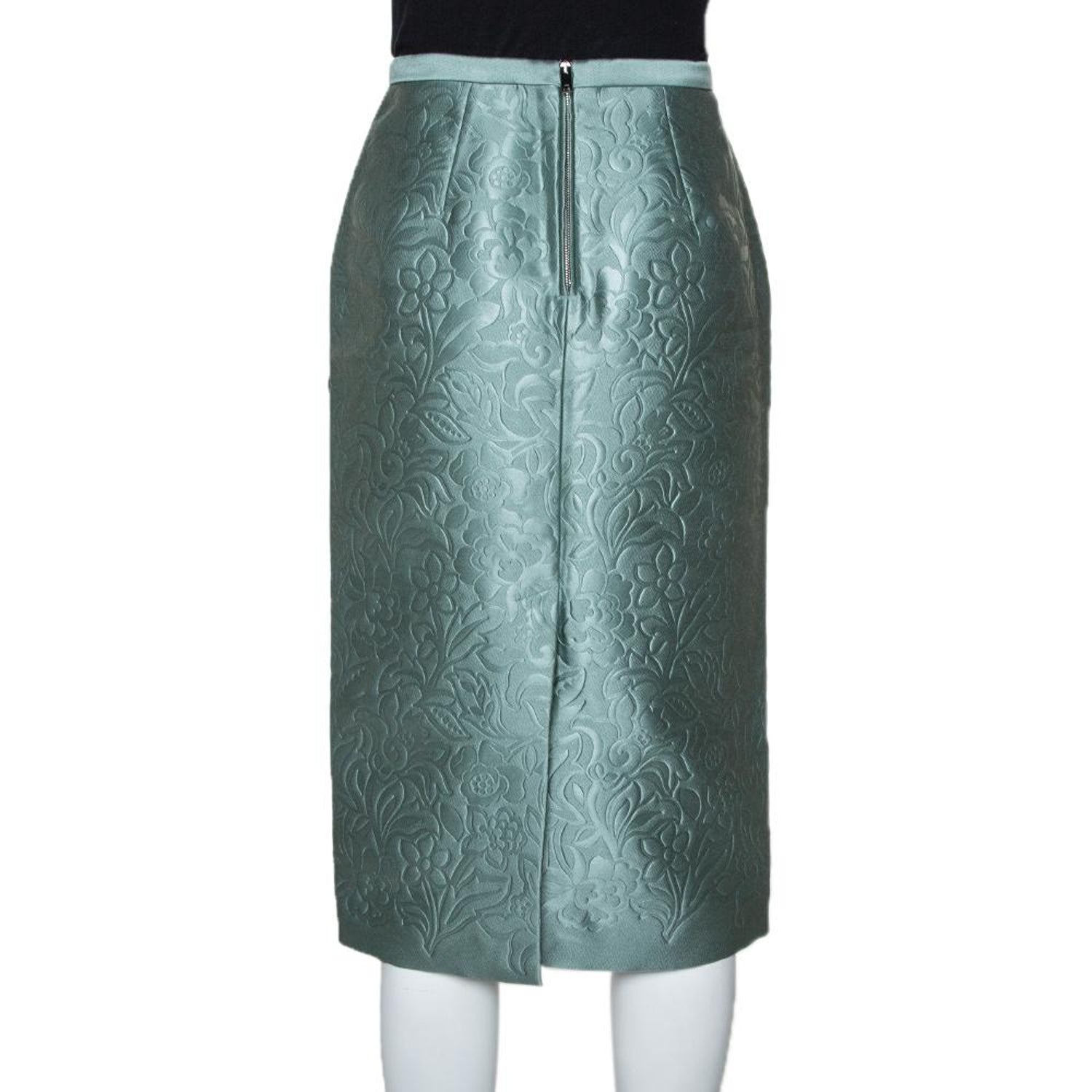 Burberry Prorsum Light Green Floral Embossed Pencil Skirt S at 1stDibs |  burberry prorsum skirt, green pencil skirt, green tight skirt
