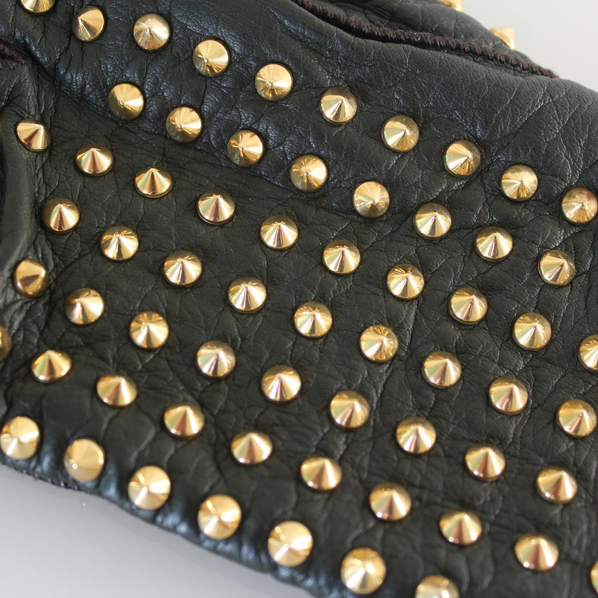 Super chic Burberry gloves
Supersoft leather
Dark green color
Golden studs
Size 8 / M
Original price € 680
Worldwide express shipping included in the price !