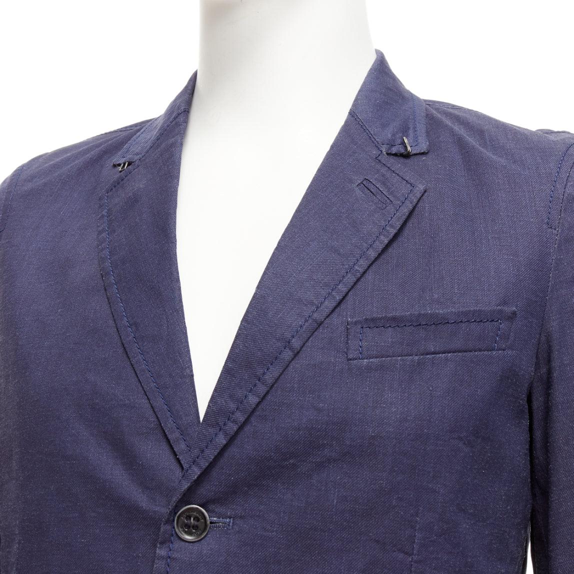 BURBERRY PRORSUM blazer à simple boutonnage en lin recouvert de bleu marine IT44 XS
Référence : MLCO/A00005
Marque : Burberry
Designer : Christopher Bailey
Collectional : PRORSUM
MATERIAL : Lin, mélange
Couleur : Marine
Motif : Solide
Fermeture :