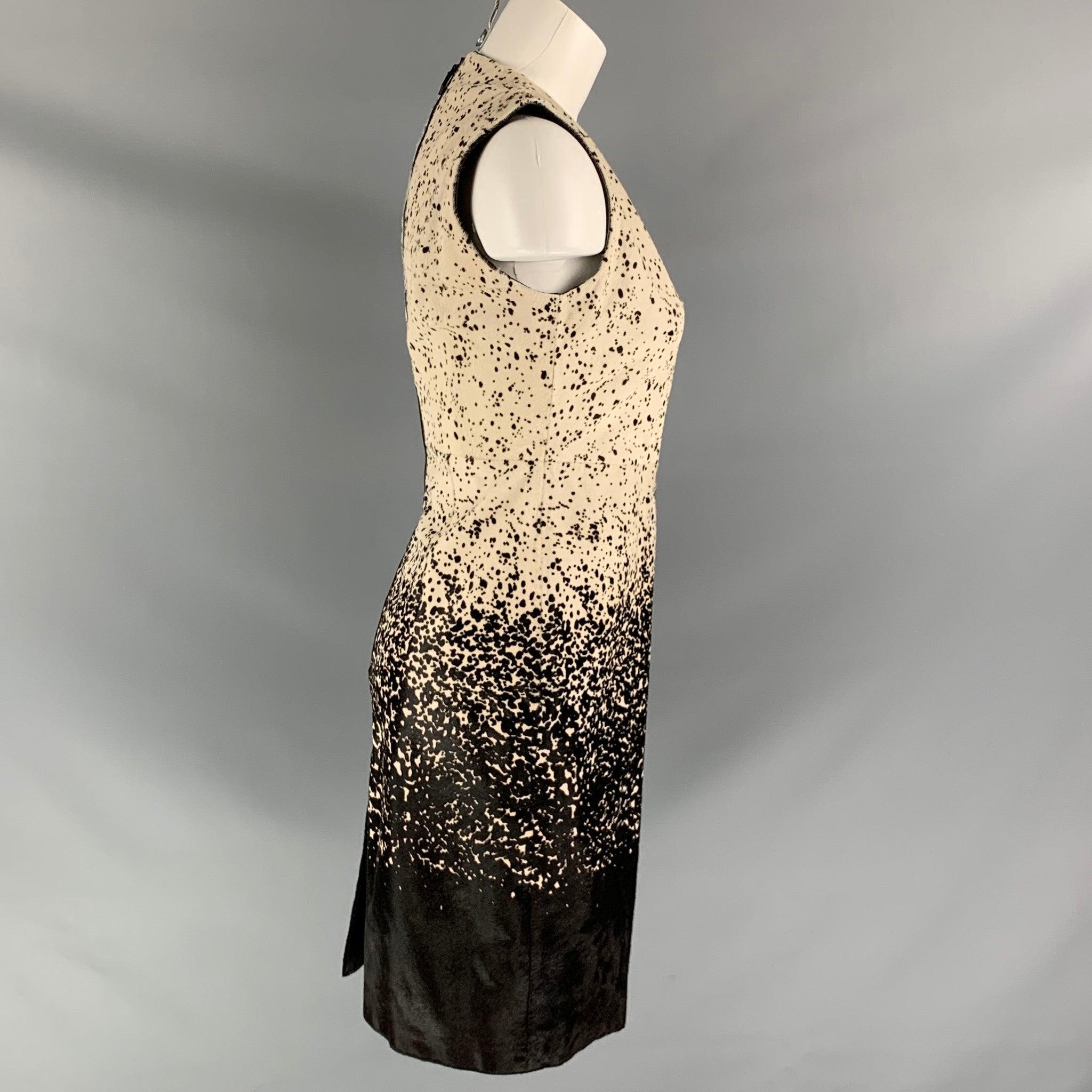 Blanc Burberry Prorsum Pre-Fall 2013 Taille 6 Brown Ivory Animal Lambskin Dress en vente