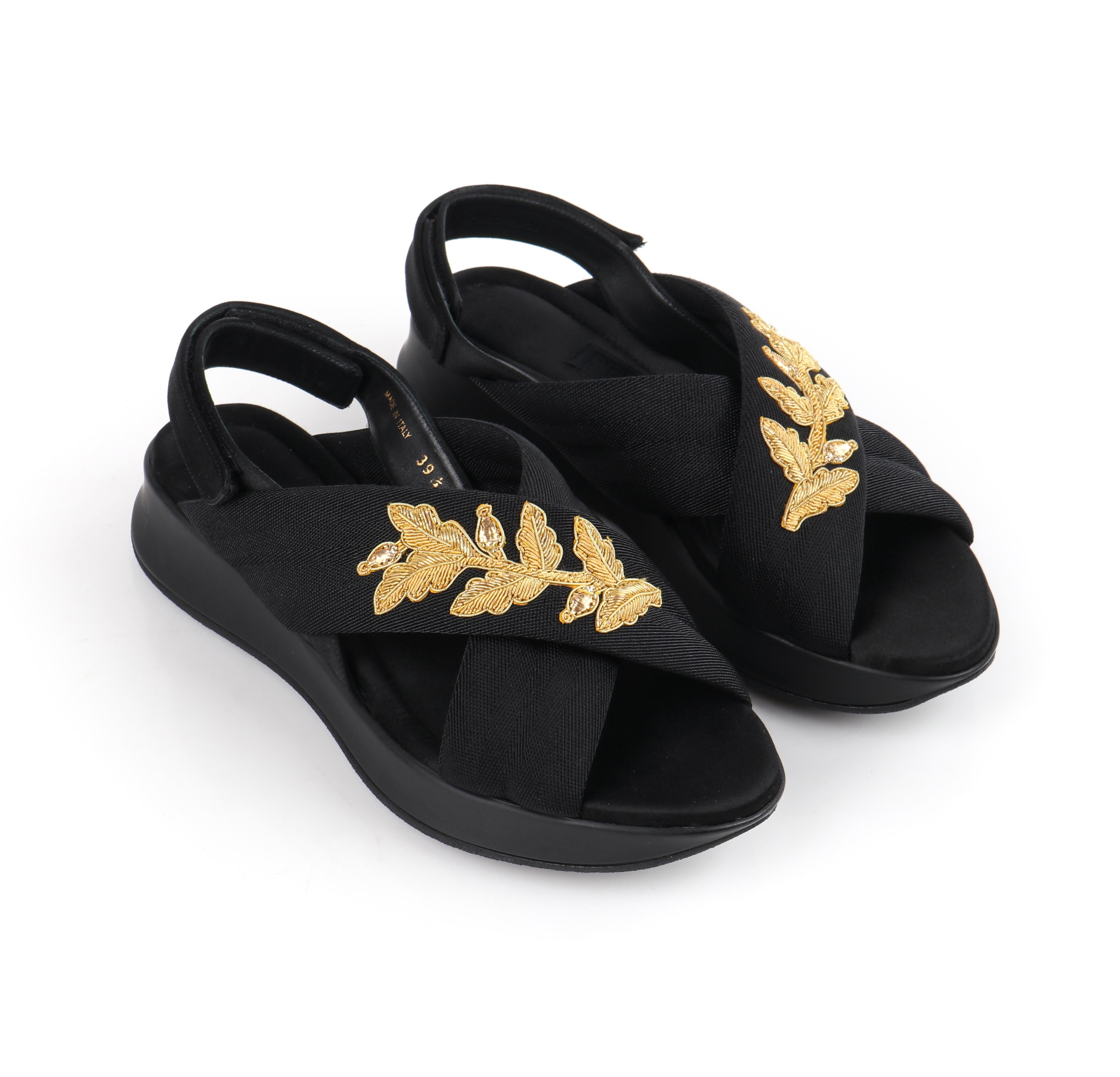 BURBERRY Prorsum S/S 2016 Criss Cross Embroidered Black Gold Adjustable Sandals  For Sale 2