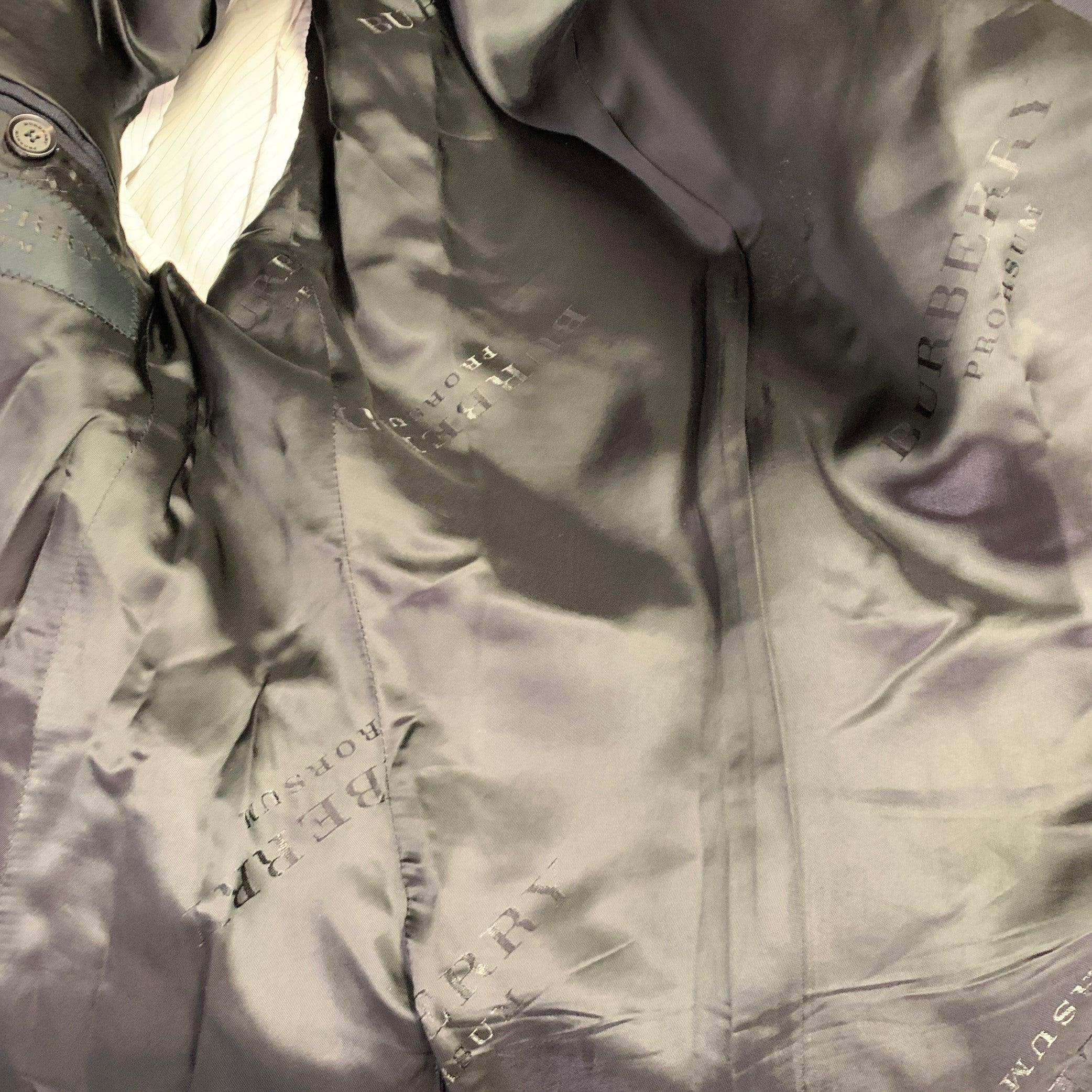 BURBERRY PRORSUM Size 36 Black Virgin Wool Mohair Sport Coat For Sale 2