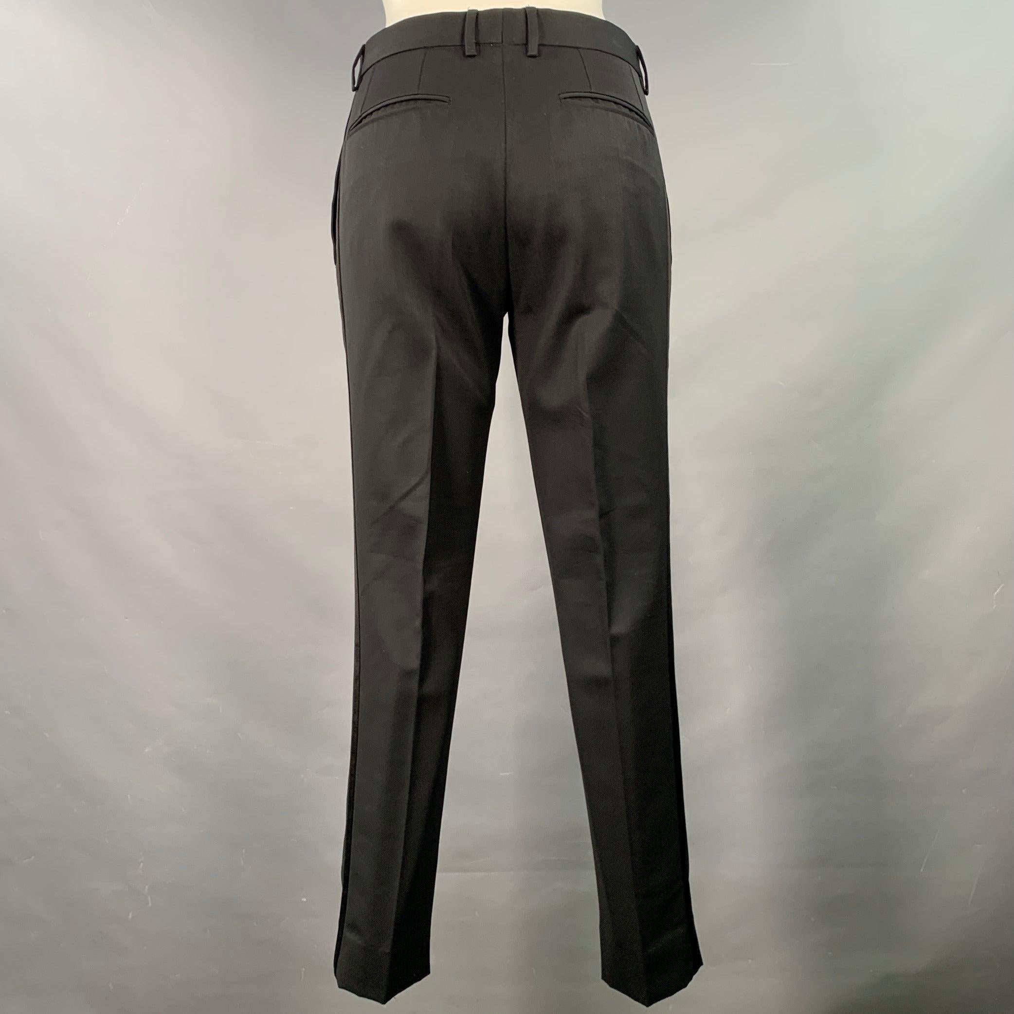 Burberry Prorsum Taille 36 Costume noir en laine mohair soie à revers échancré Pour hommes en vente