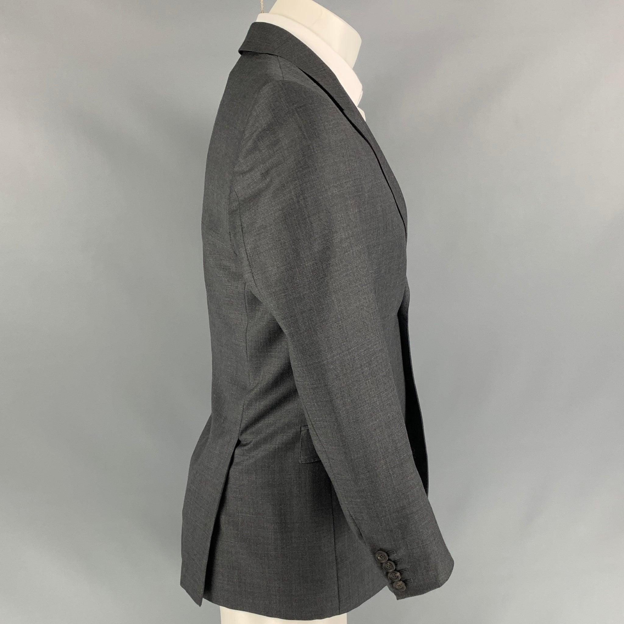 BURBERRY PRORSUM Size 36 Slate Grey Wool Peak Lapel Sport Coat In Good Condition For Sale In San Francisco, CA