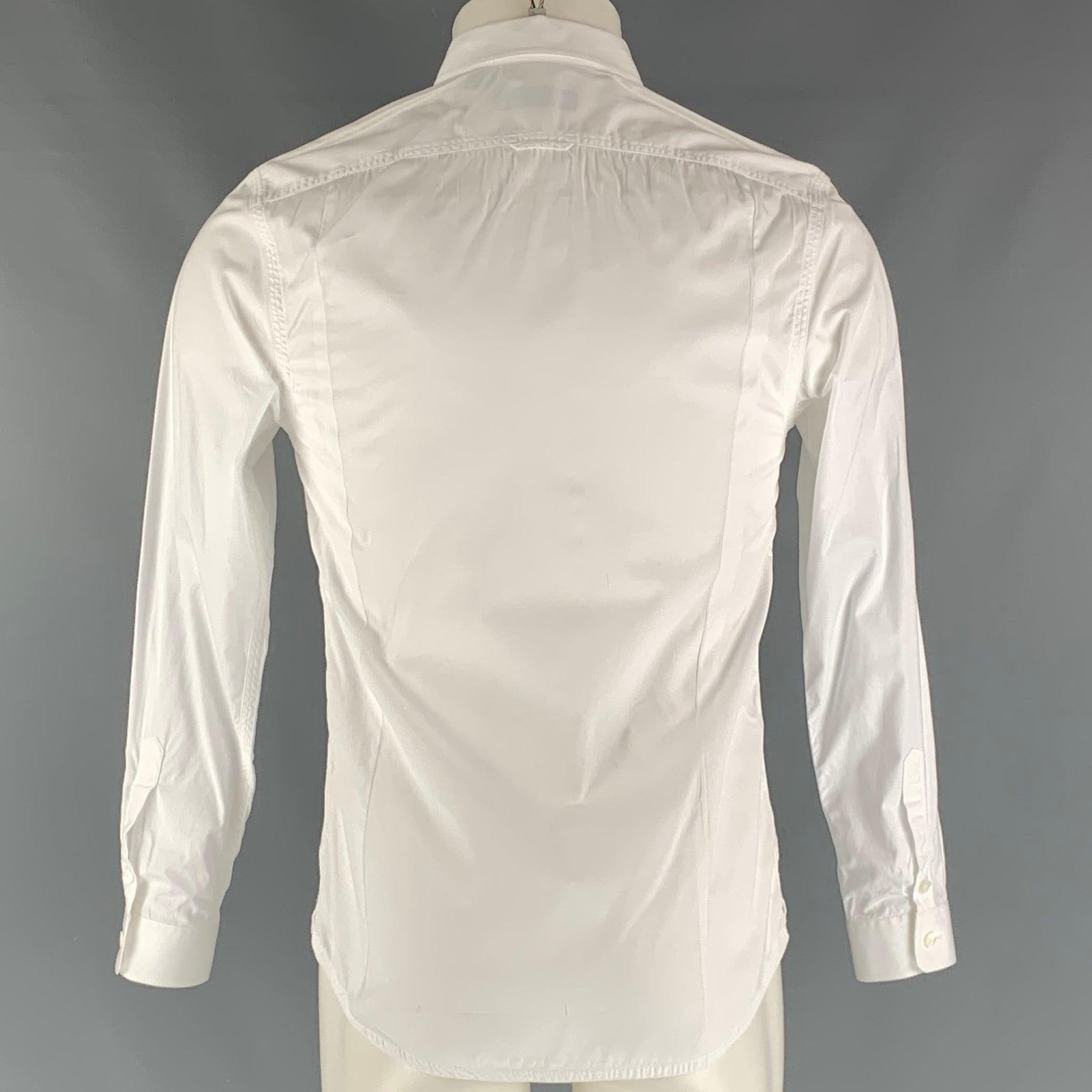 BURBERRY PRORSUM Size 38 White Solid Cotton One pocket Long Sleeve Shirt In Good Condition For Sale In San Francisco, CA