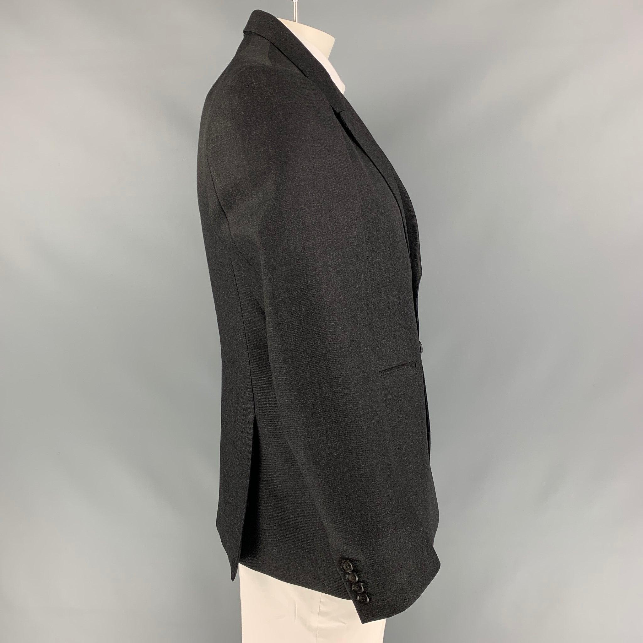 BURBERRY PRORSUM Size 44 Regular Charcoal Wool Notch Lapel Sport Coat In Good Condition For Sale In San Francisco, CA