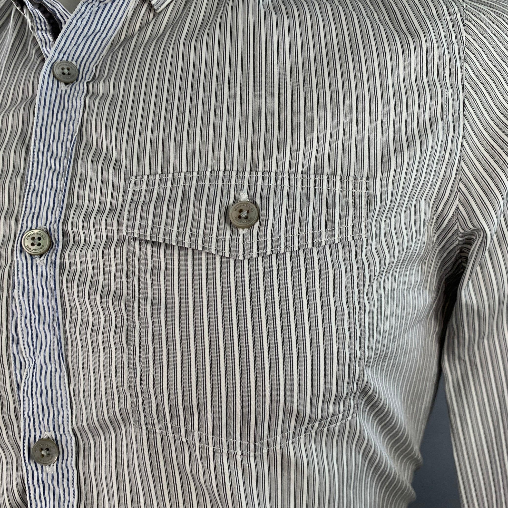 Gris Burberry Prorsum Taille S White Grey Stripe Cotton One Pocket Long Sleeve Shirt en vente