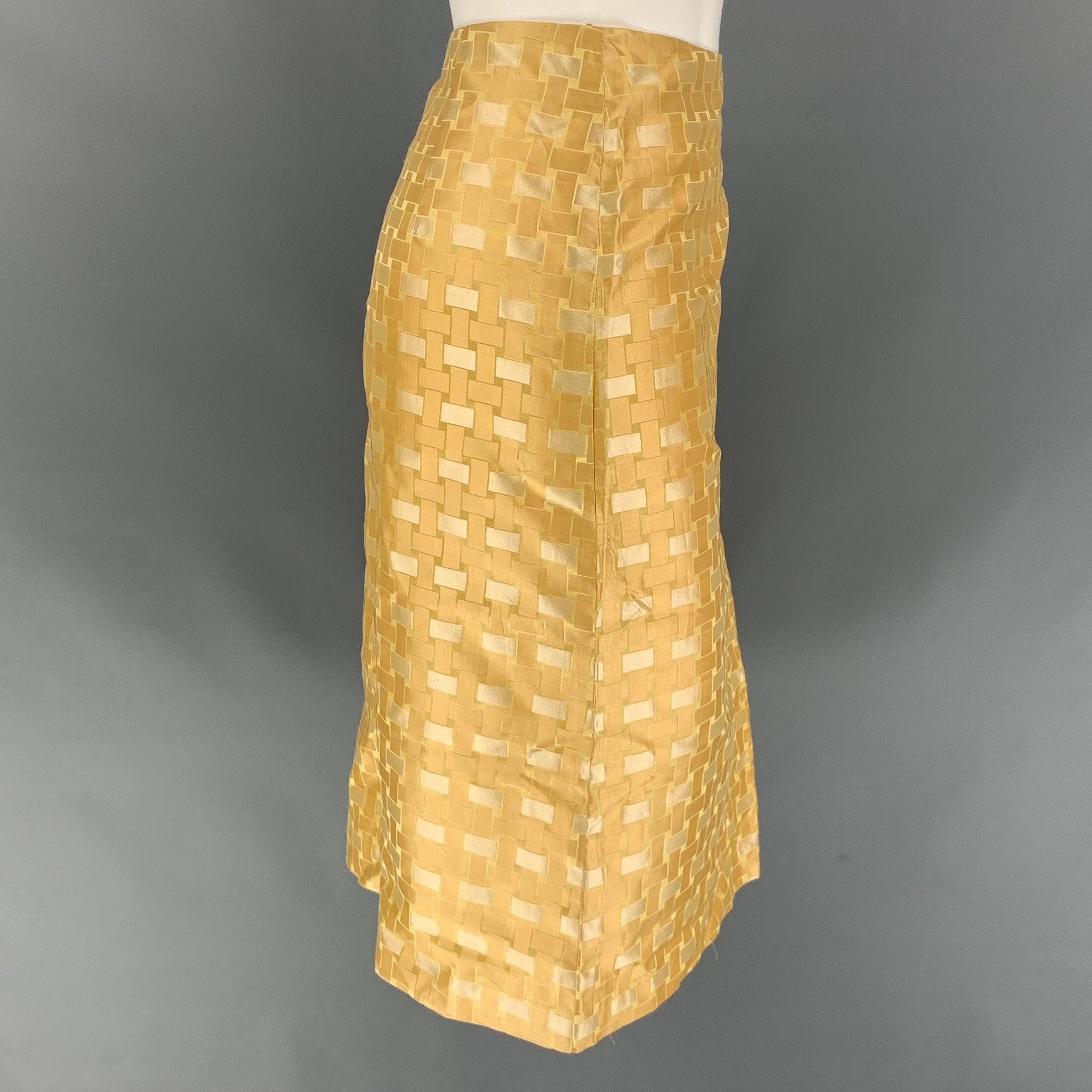 BURBERRY PRORSUM Spring 2006 Size 8 Gold Geomtric Silk Knee-Length Skirt In Good Condition For Sale In San Francisco, CA
