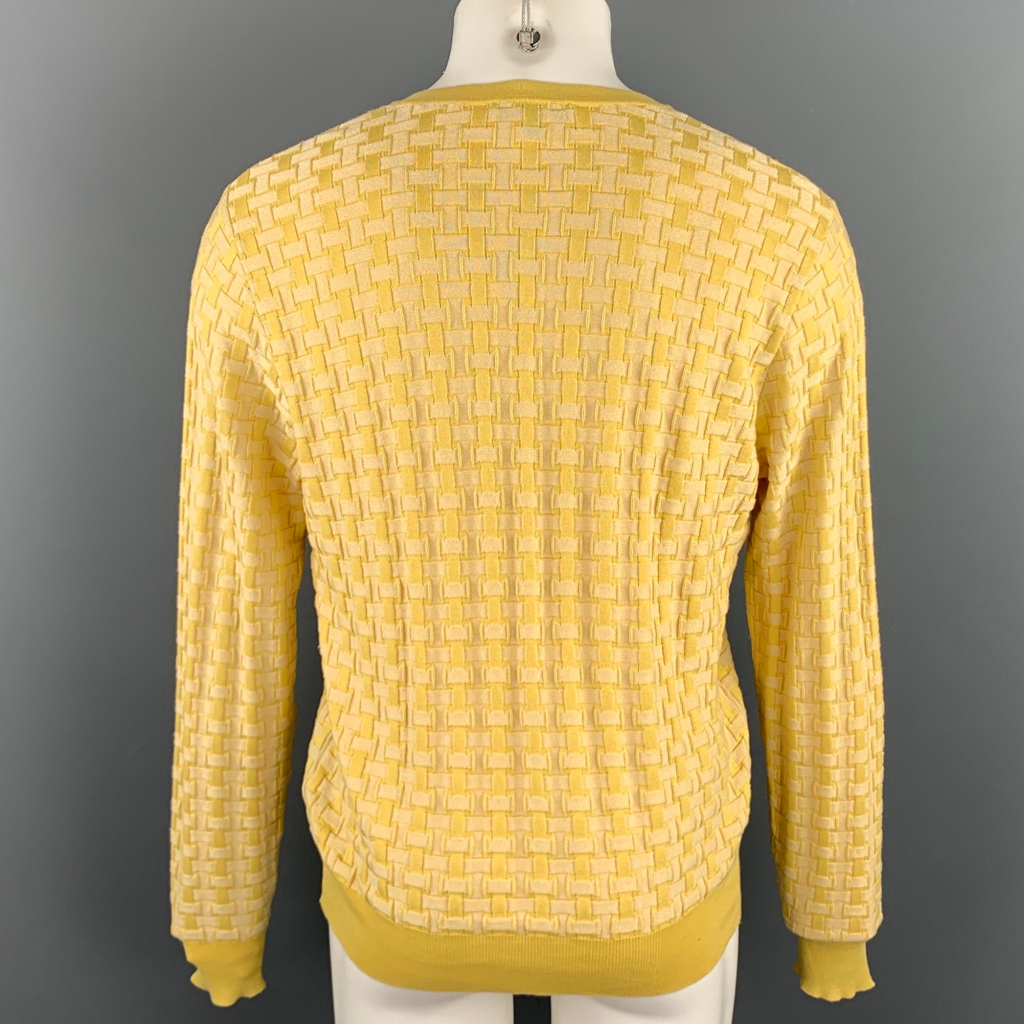 Men's BURBERRY PRORSUM Spring 2006 Size L Yellow Knitted Silk / Cotton V-Neck Pullover