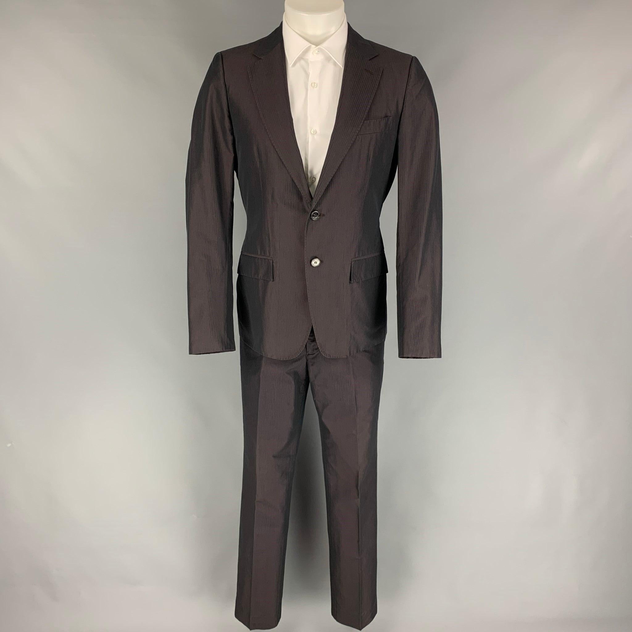 BURBERRY PRORSUM Spring 2008 Size 38 Regular Plum Stripe Cotton / Silk Suit In Good Condition For Sale In San Francisco, CA