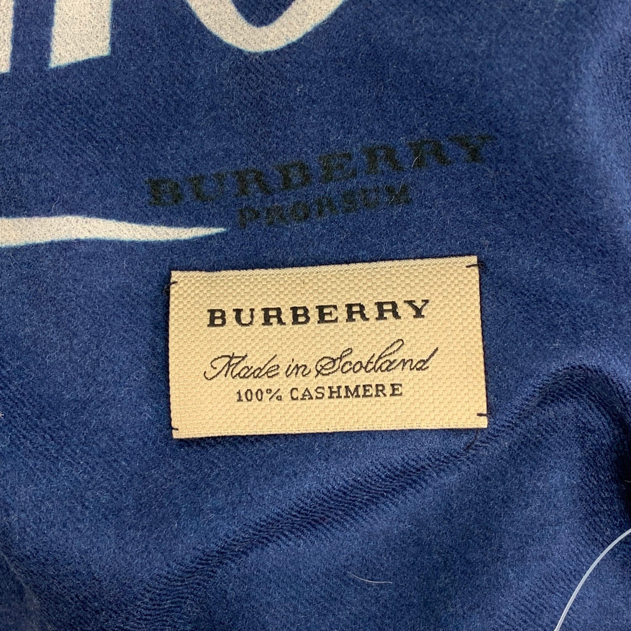 Men's BURBERRY PRORSUM Spring 2015 Size One Size Blue & White Script Cashmere Scarf For Sale