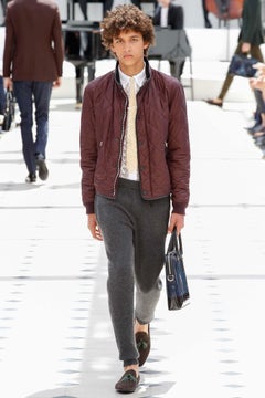 BURBERRY PRORSUM Spring 2016 Size 42 Burgundy Quilted Polyamide Bomber Jacket