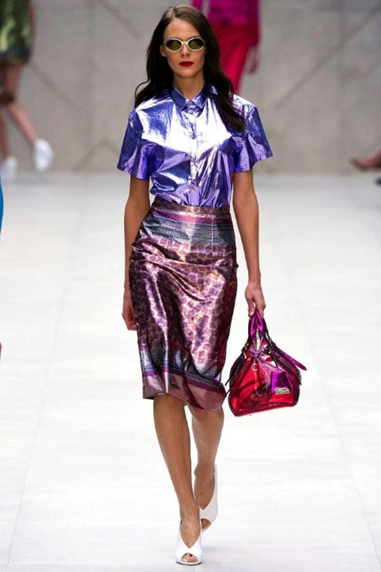 BURBERRY PRORSUM SS13 Size 8 Purple Multi Color Polyester Geometric Pencil Skirt For Sale 2