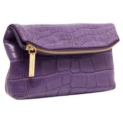Pochette à rabat Kendall en alligator violet de Burberry