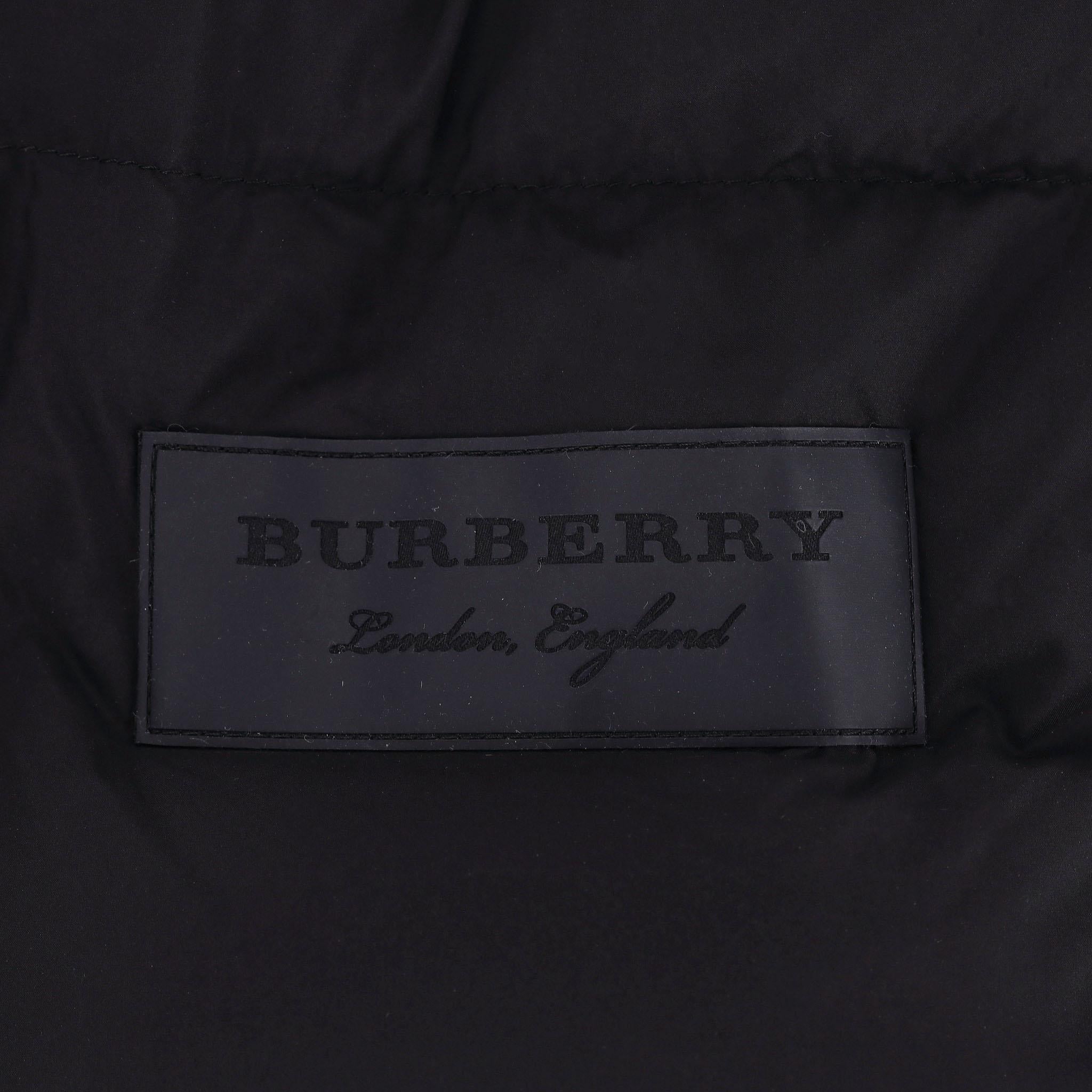 Burberry Quilted Down Puffer Coat/Jacket For Sale 1