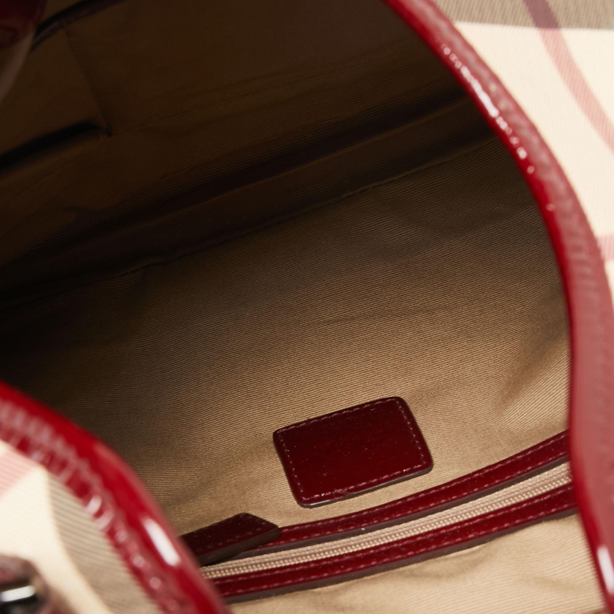 Burberry Red/Beige Nova Check PVC And Patent Leather Brooke Hobo 3