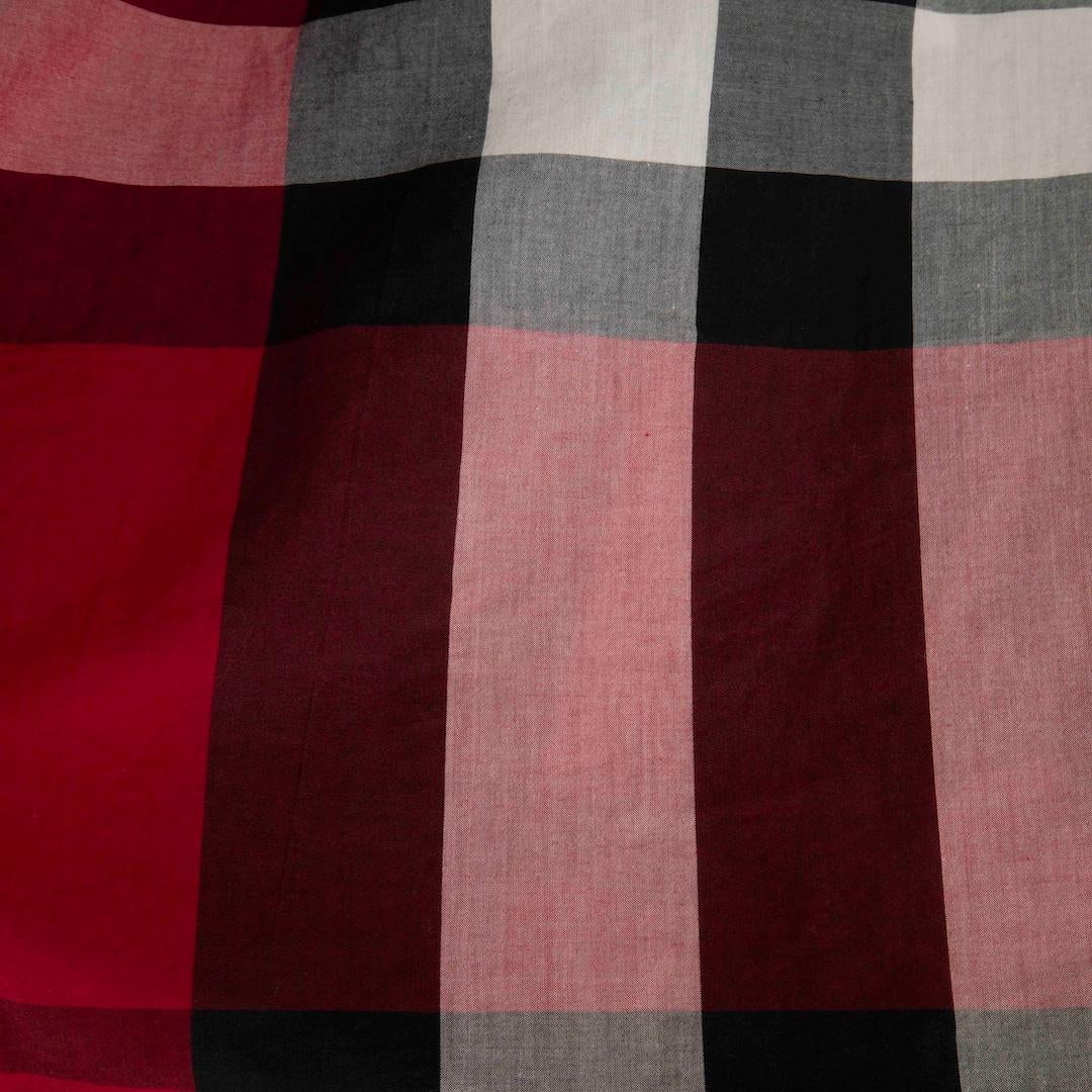 Burberry Red Check Shirt Dress Size XS In Good Condition For Sale In London, GB