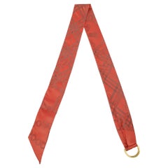 Burberry Roter D-Ring Detail Kette Seidenjacquard-Bänder-Schal mit Schleife
