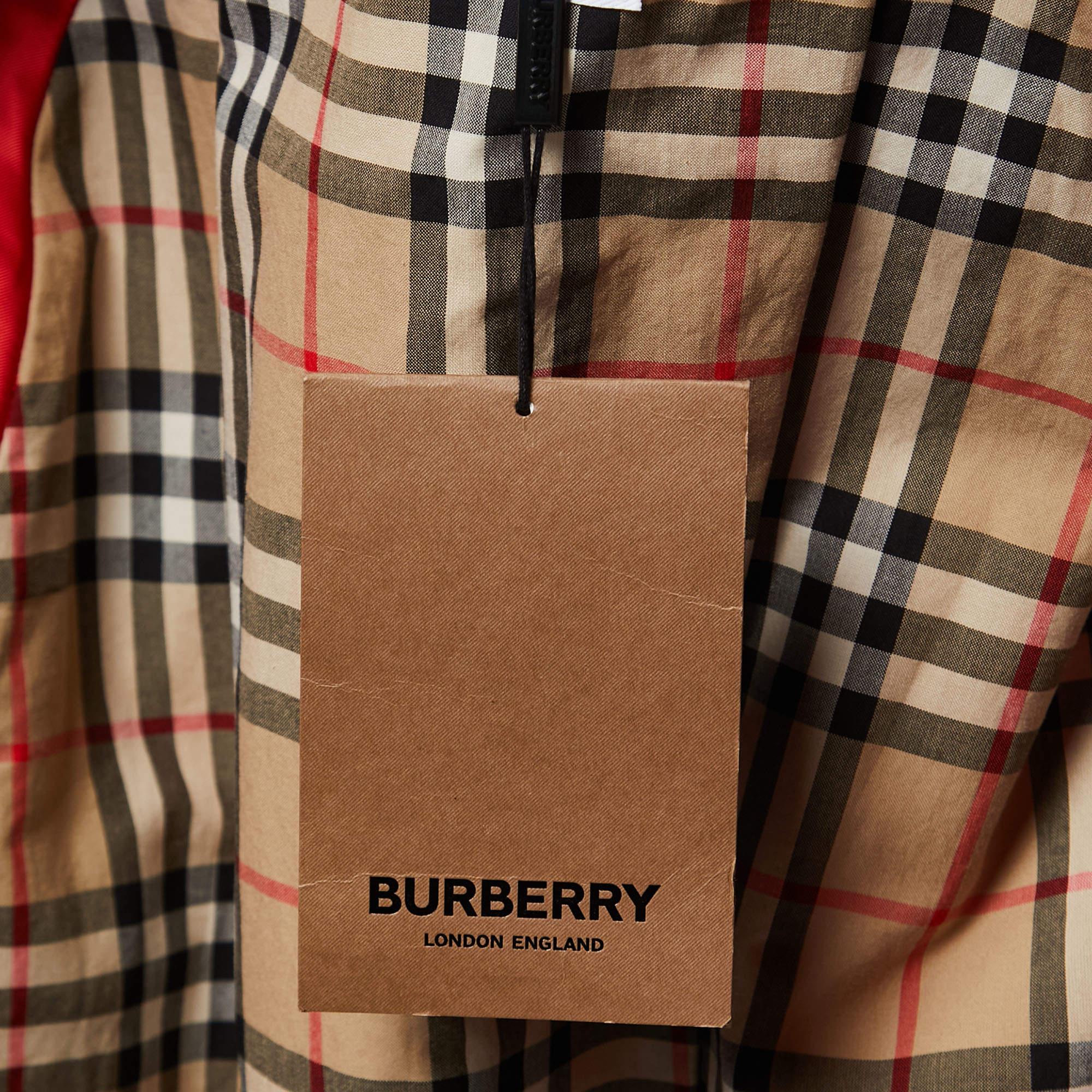 Burberry Red Glossed-Vinyl Belt Detailed Coat S 2