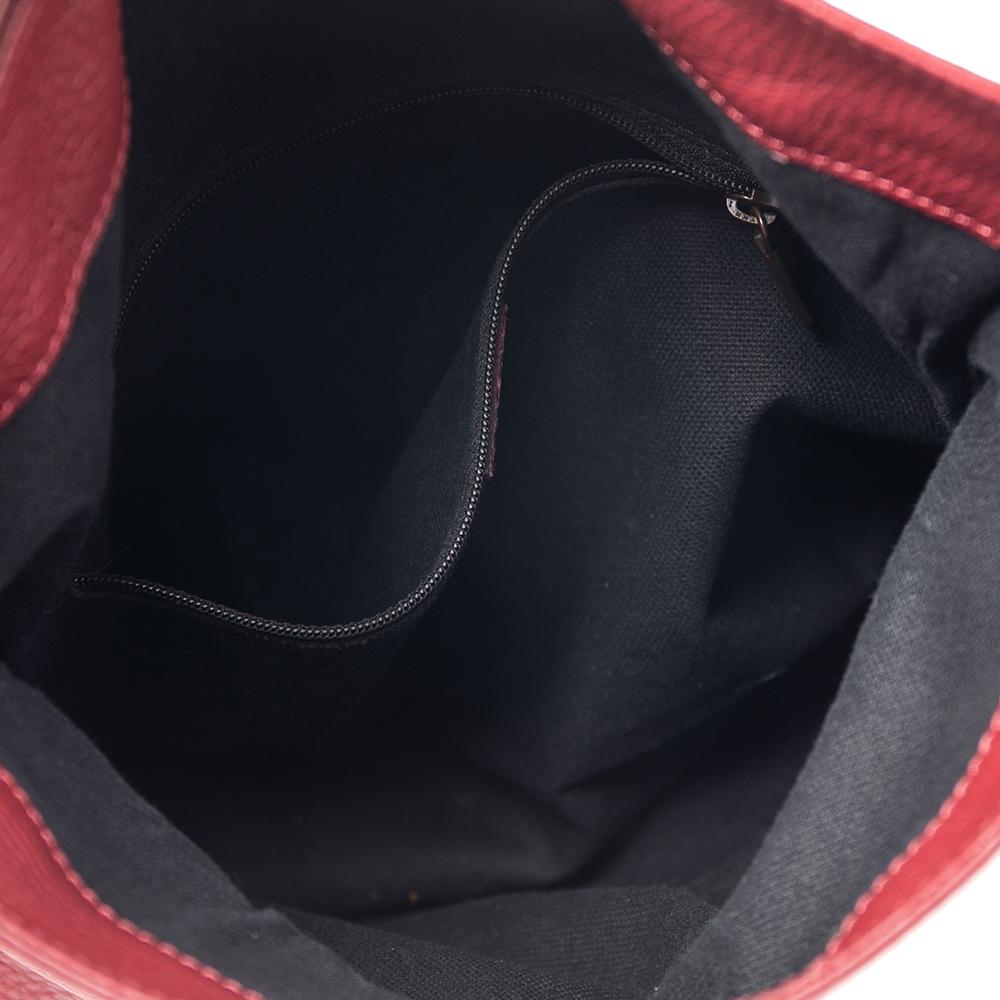 burberry horn toggle bag