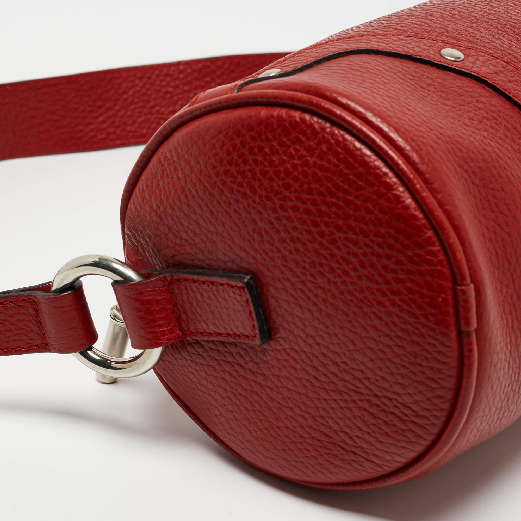 Burberry Red Leather Barrel Bag For Sale 11