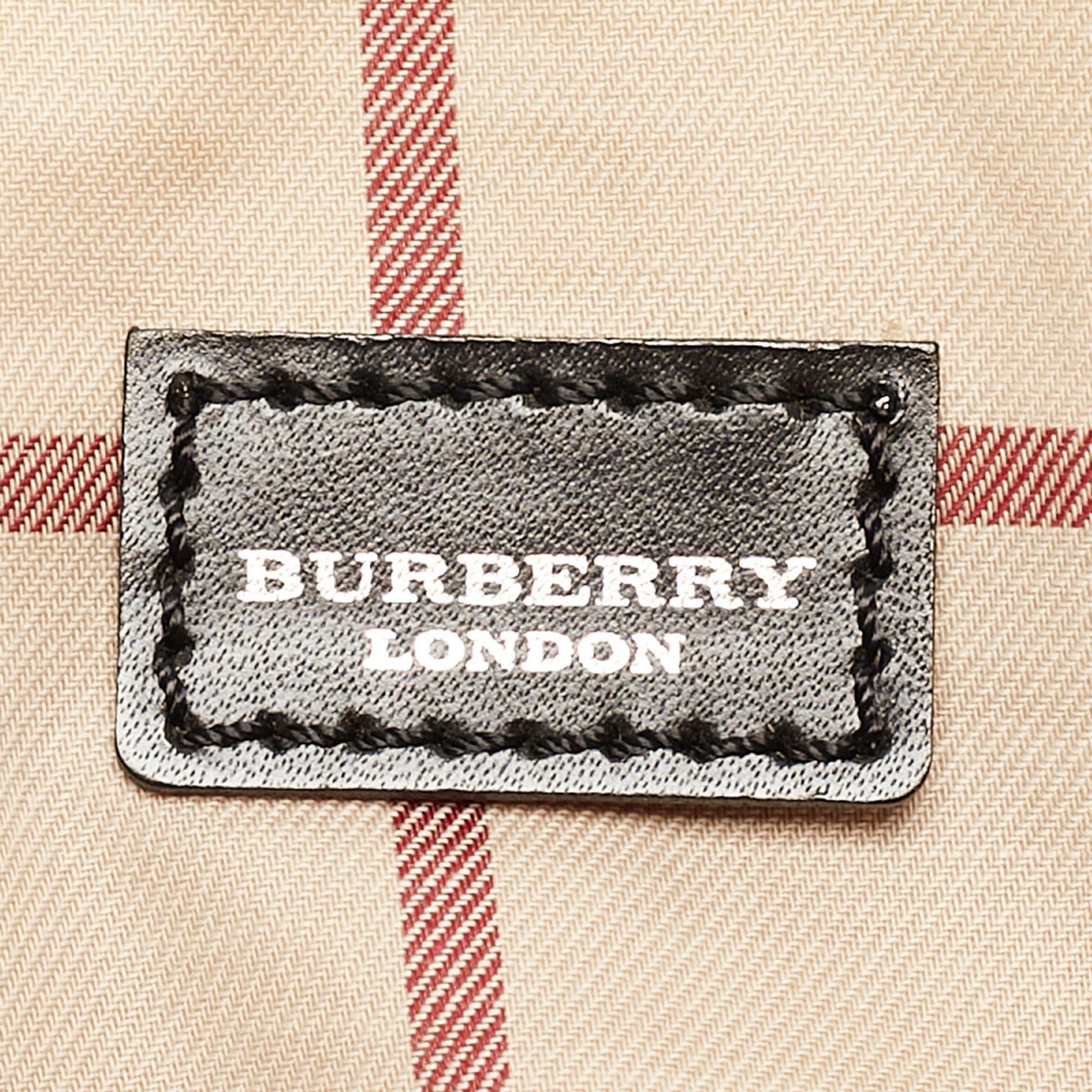 Burberry Red Leather Barrel Bag For Sale 1