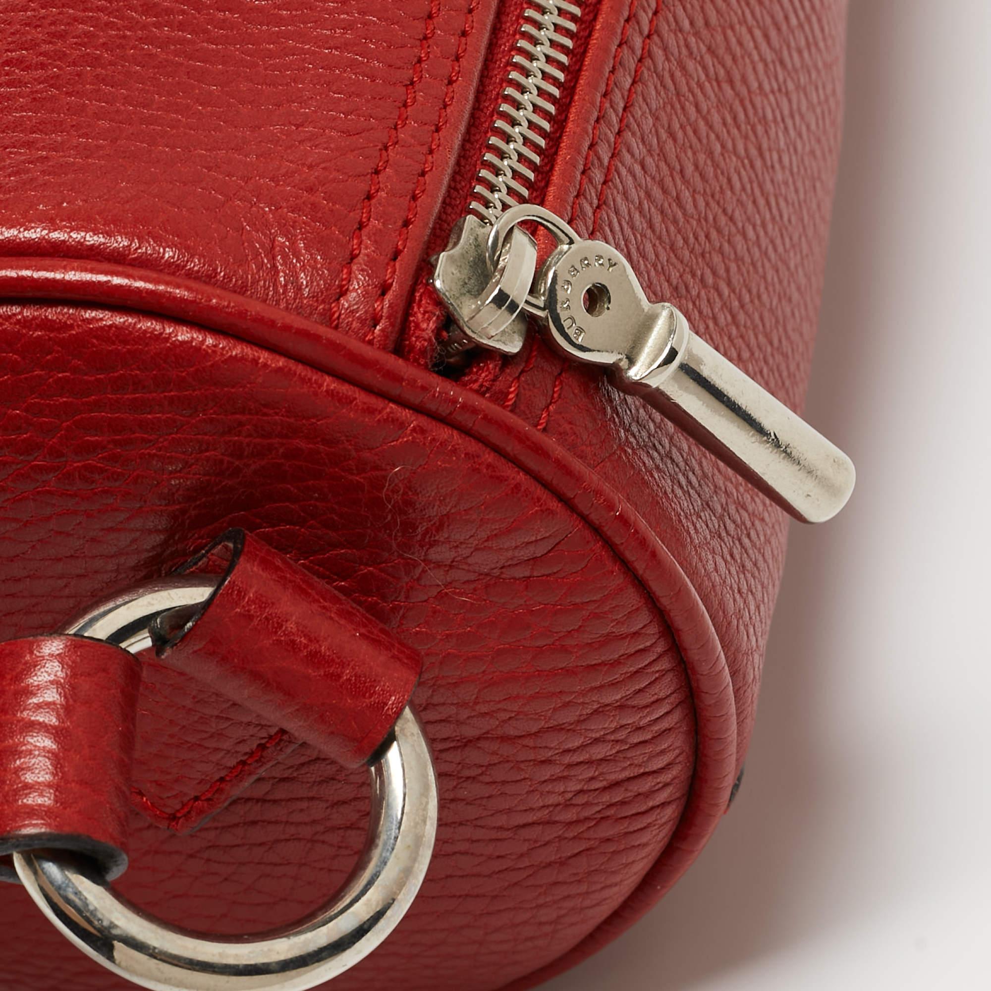 Burberry Red Leather Barrel Bag For Sale 4