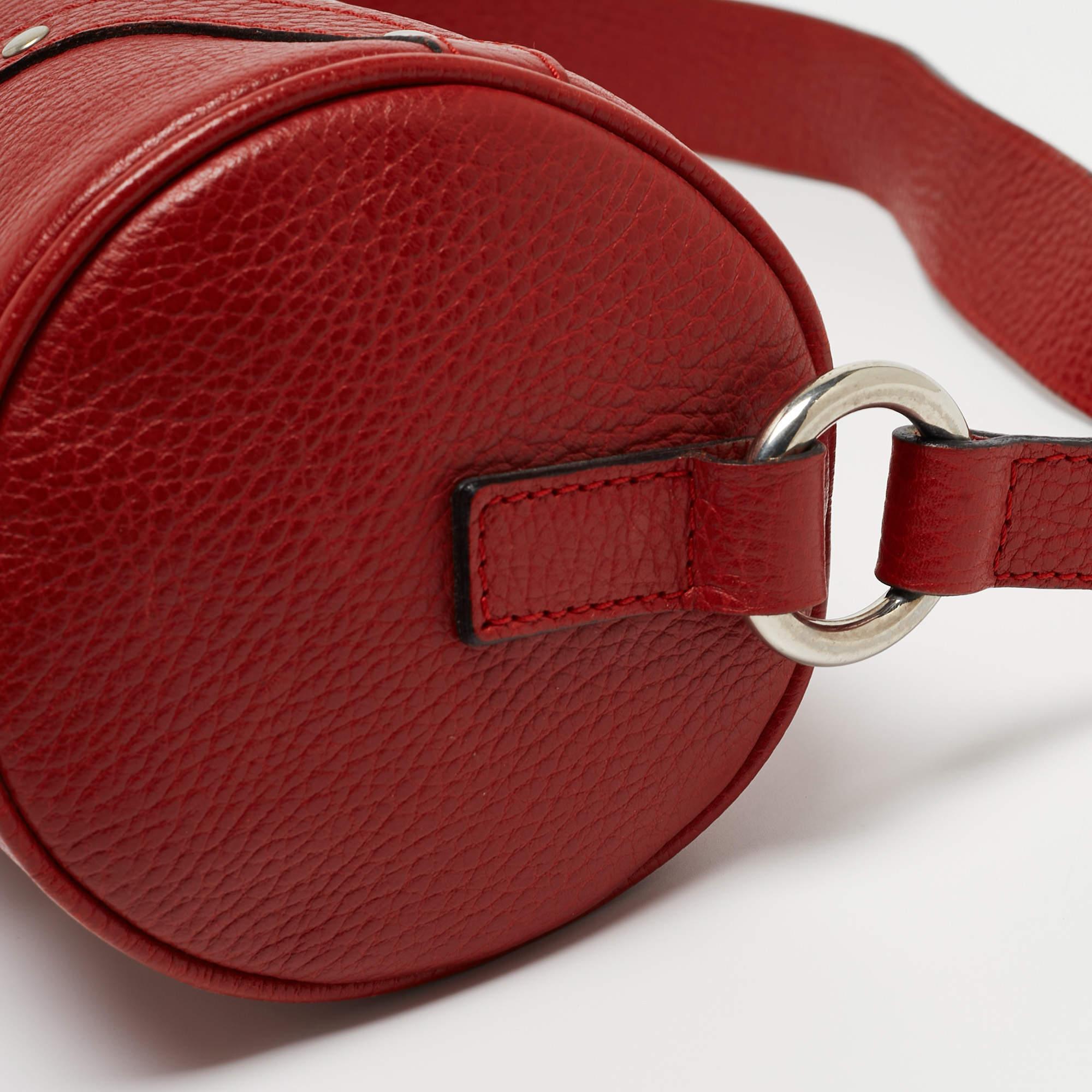 Burberry Red Leather Barrel Bag For Sale 5