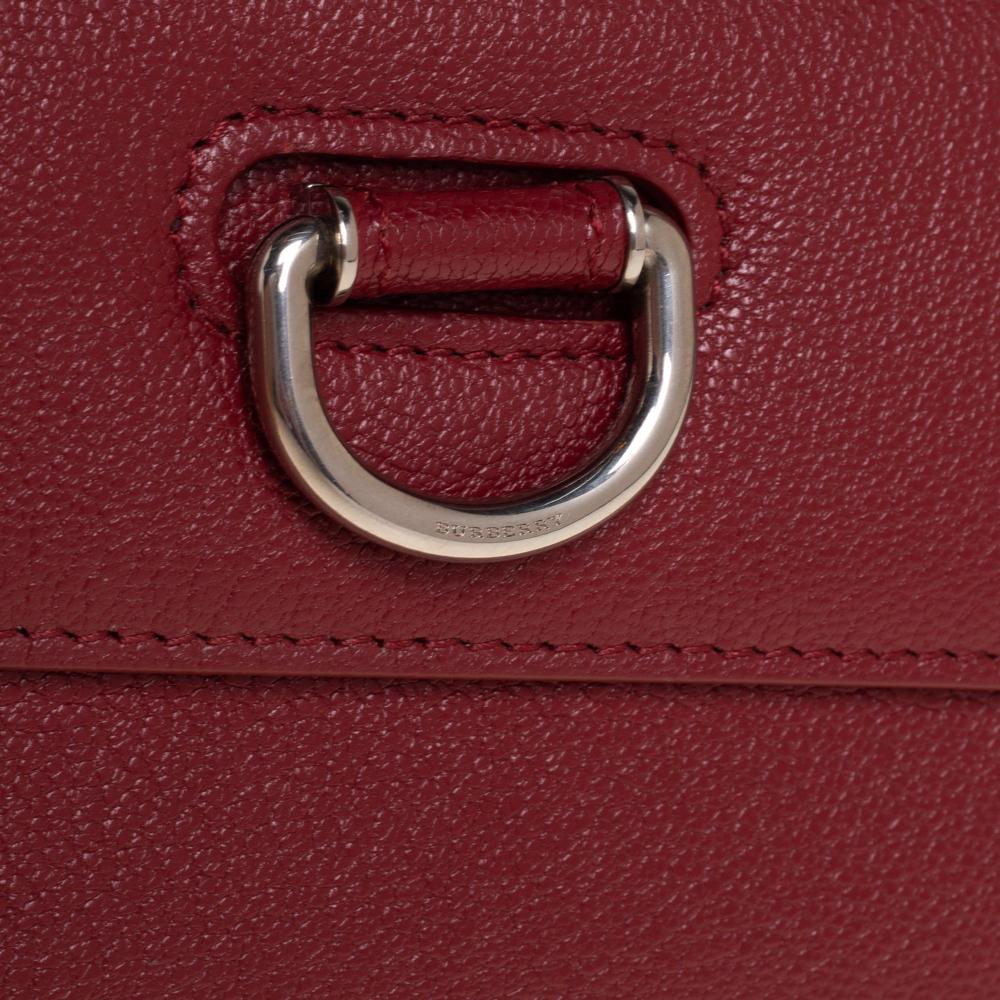Burberry Red Leather Highbury Continental Wallet In New Condition In Dubai, Al Qouz 2