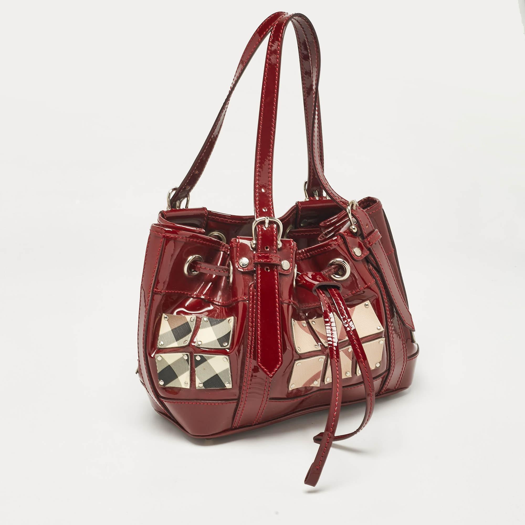 Brown Burberry Red Nova Check Patent Leather Warrior Drawstring Tote