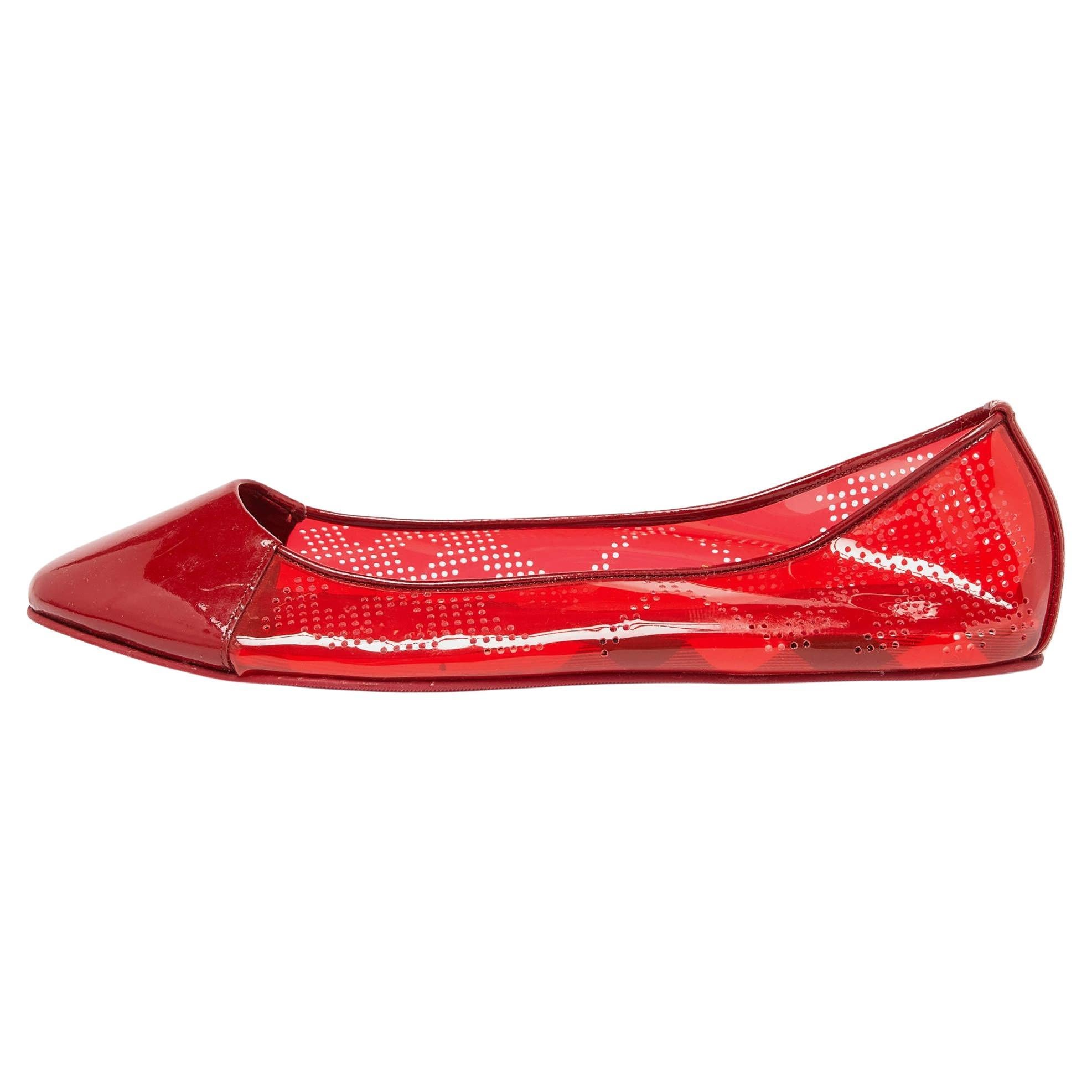 Burberry Red PVC and Patent Cap Toe Ballet Flats Size 41 For Sale