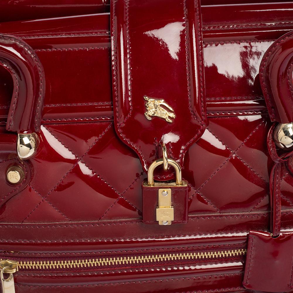Rote gesteppte Herrentasche aus Lackleder von Burberry 4