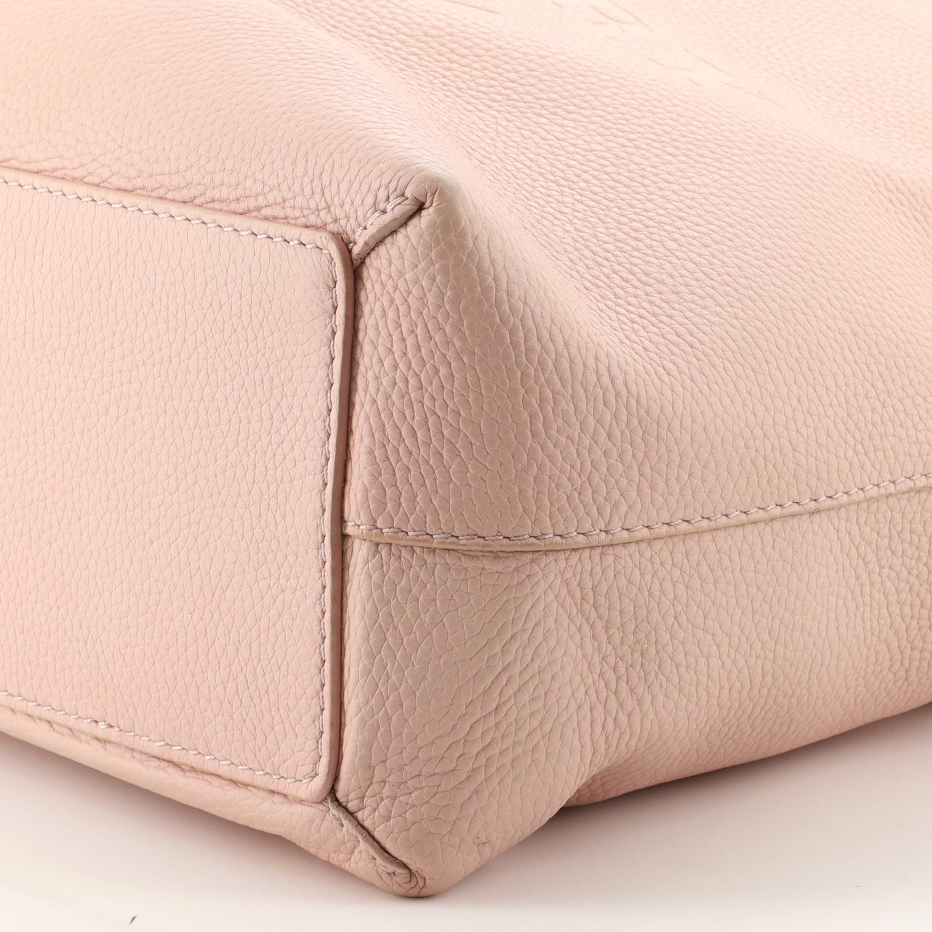 Burberry Remington Tote Embossed Leather Large In Fair Condition In NY, NY