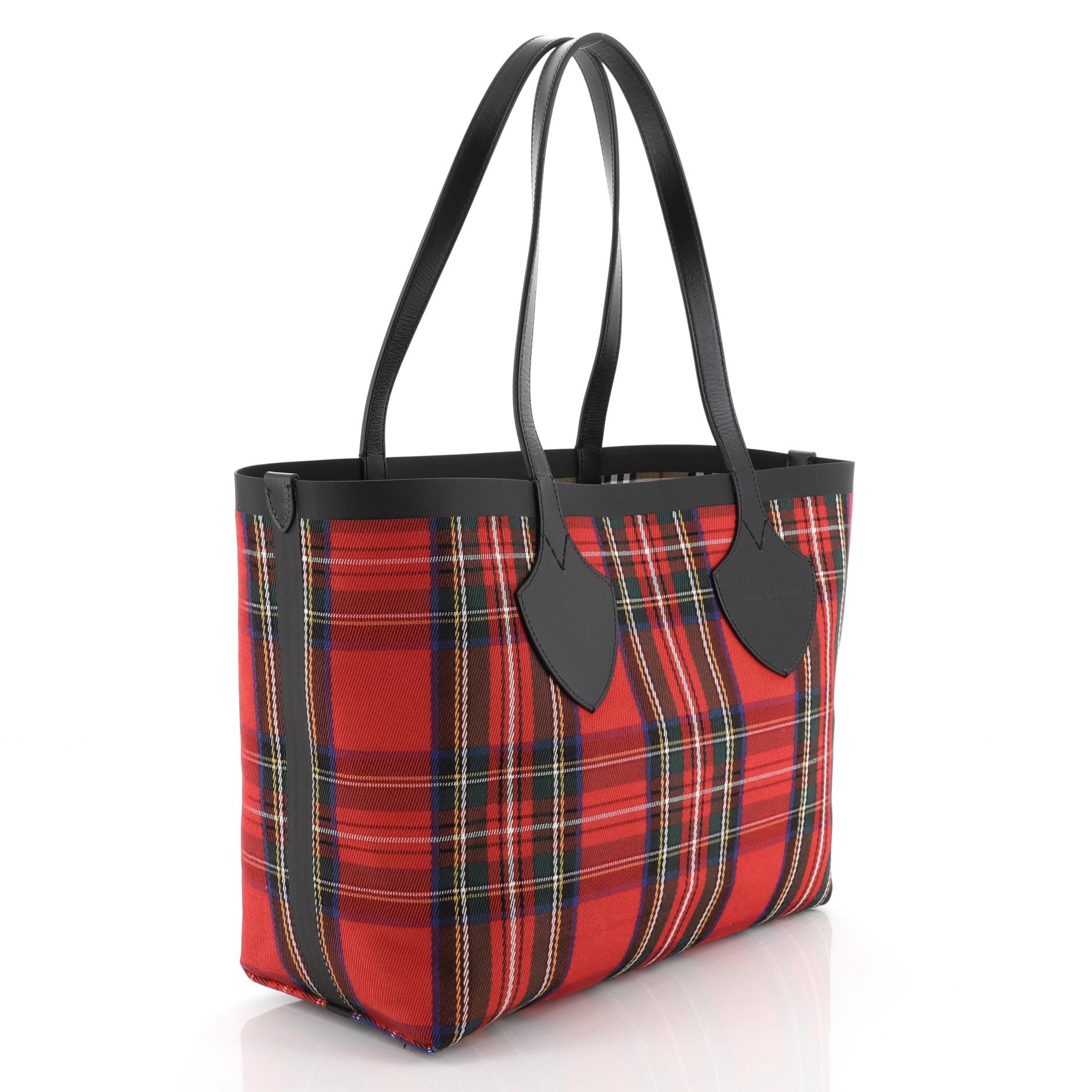 Burberry Reversible Giant Tote Vintage Check Canvas Medium  2