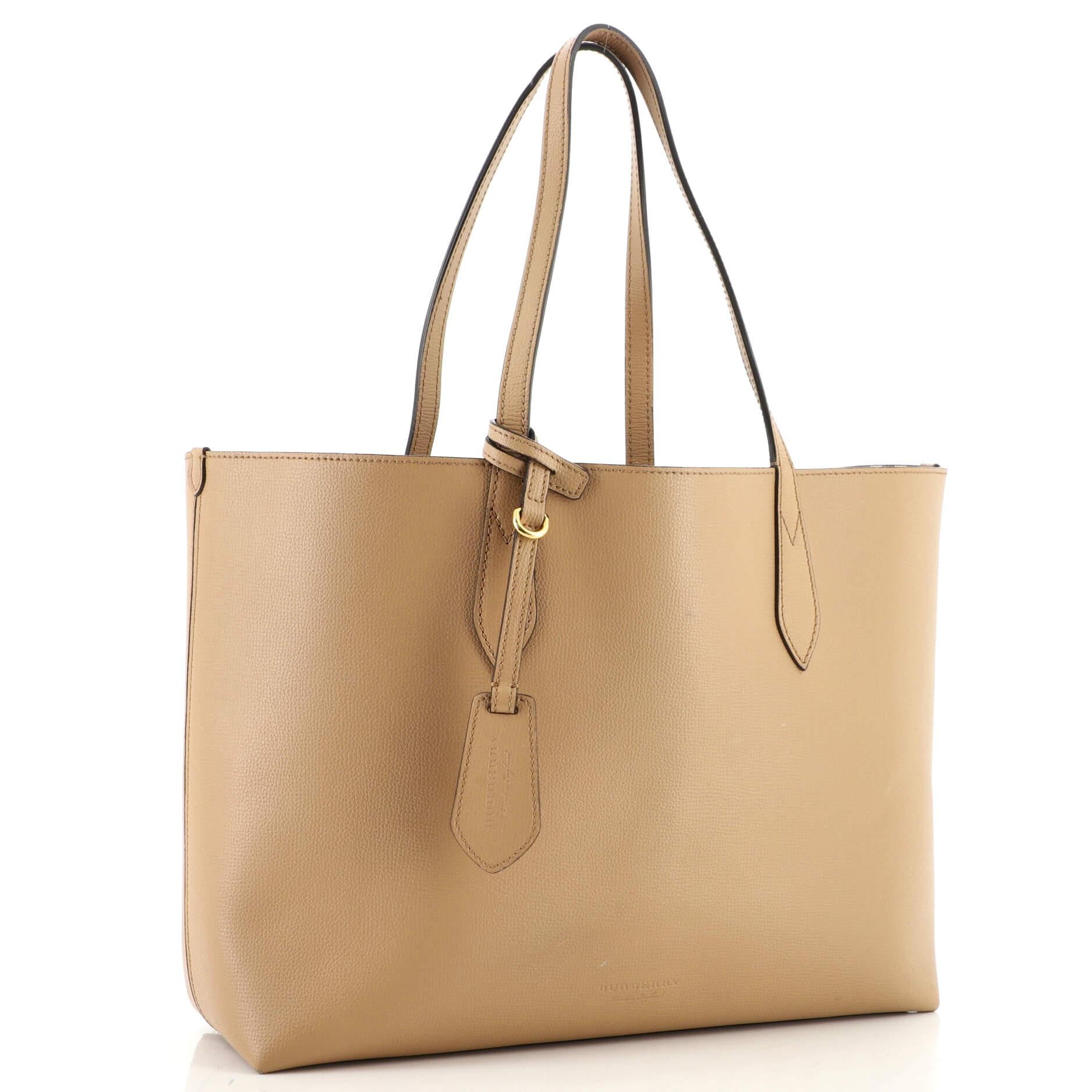Burberry medium reversible tote store