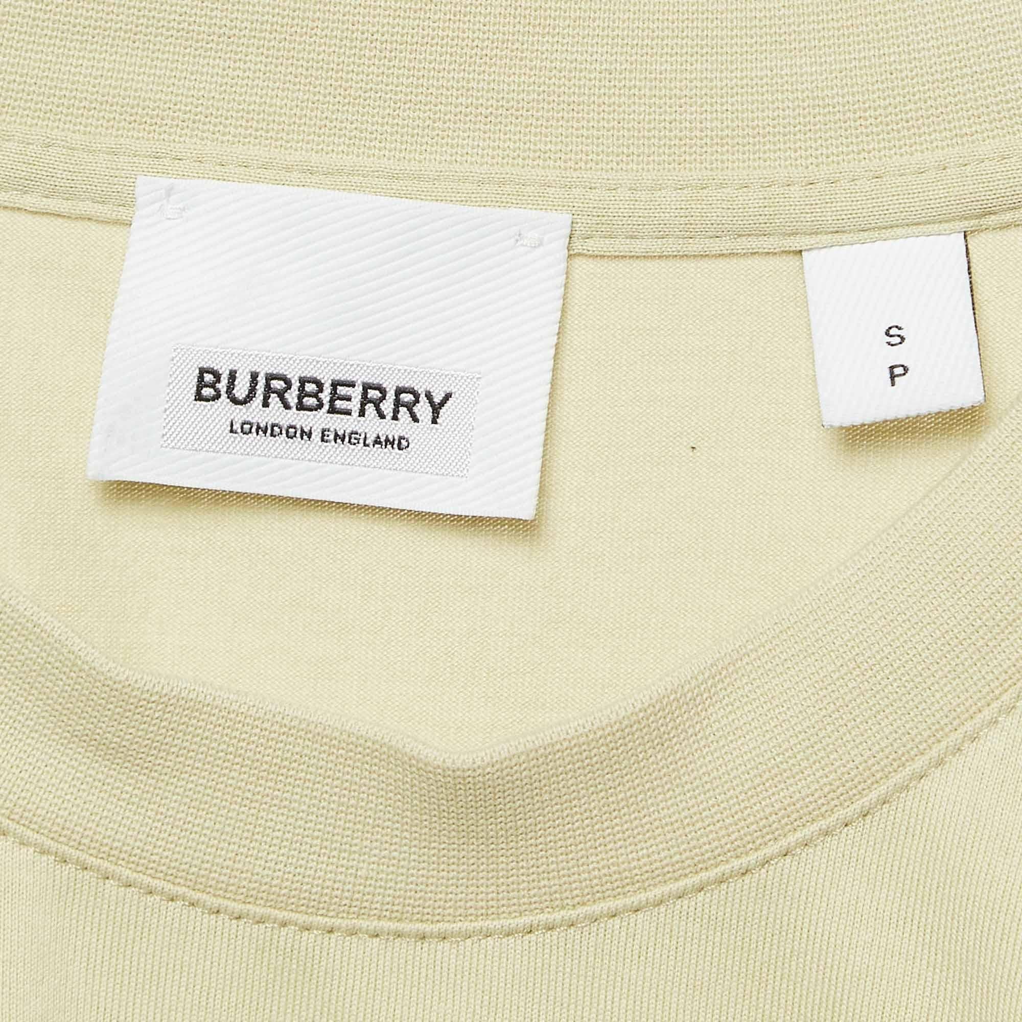 Burberry Sage Green Logo Print Jersey Crew Neck T-Shirt S In Good Condition For Sale In Dubai, Al Qouz 2