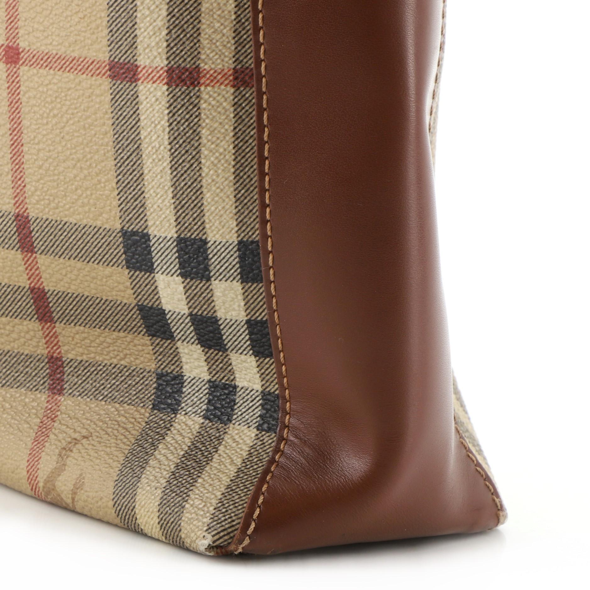 Burberry Umhängetasche Haymarket aus beschichtetem Segeltuch Medium 2