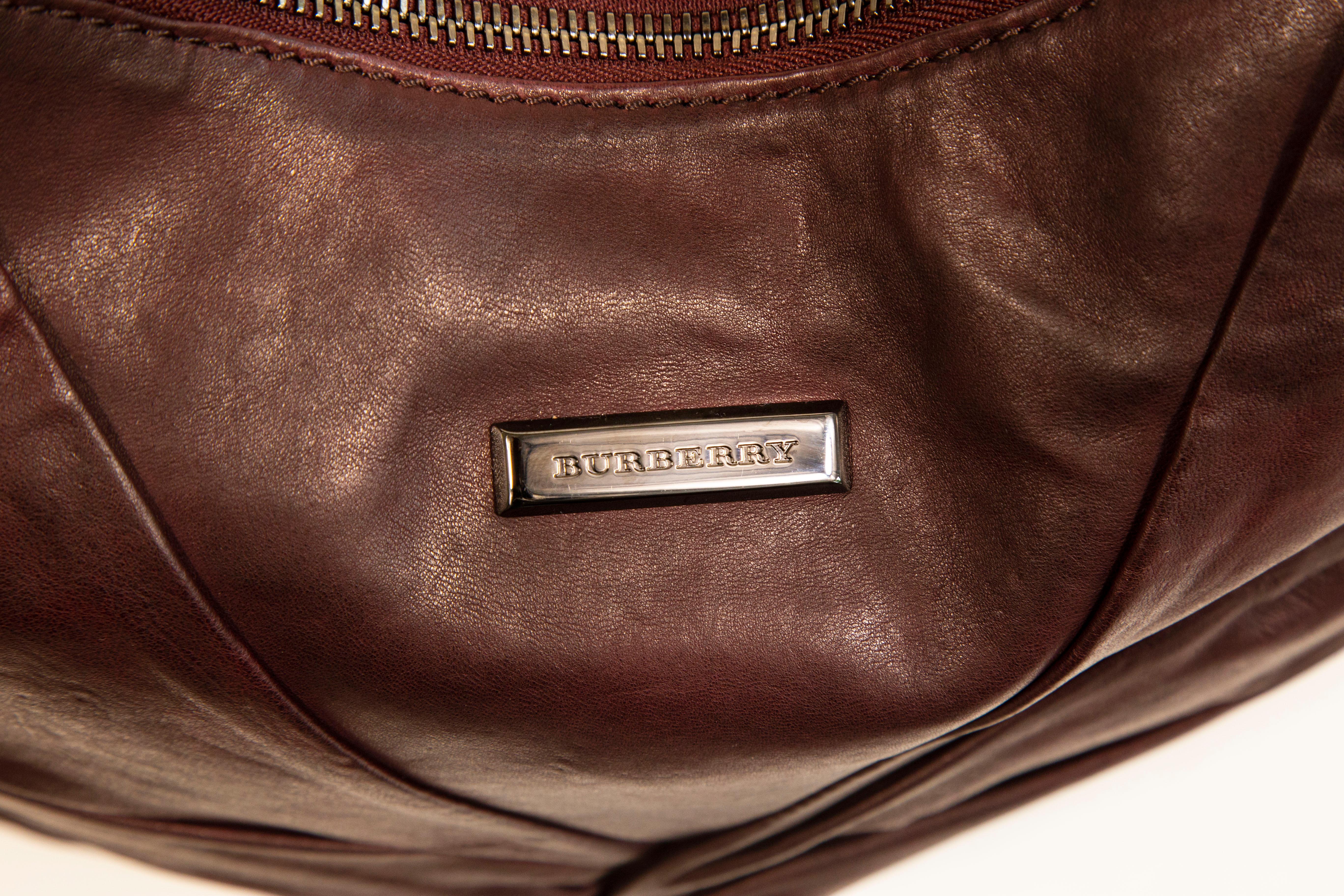 Burberry Shoulder Bag in Burgundy Leather 6