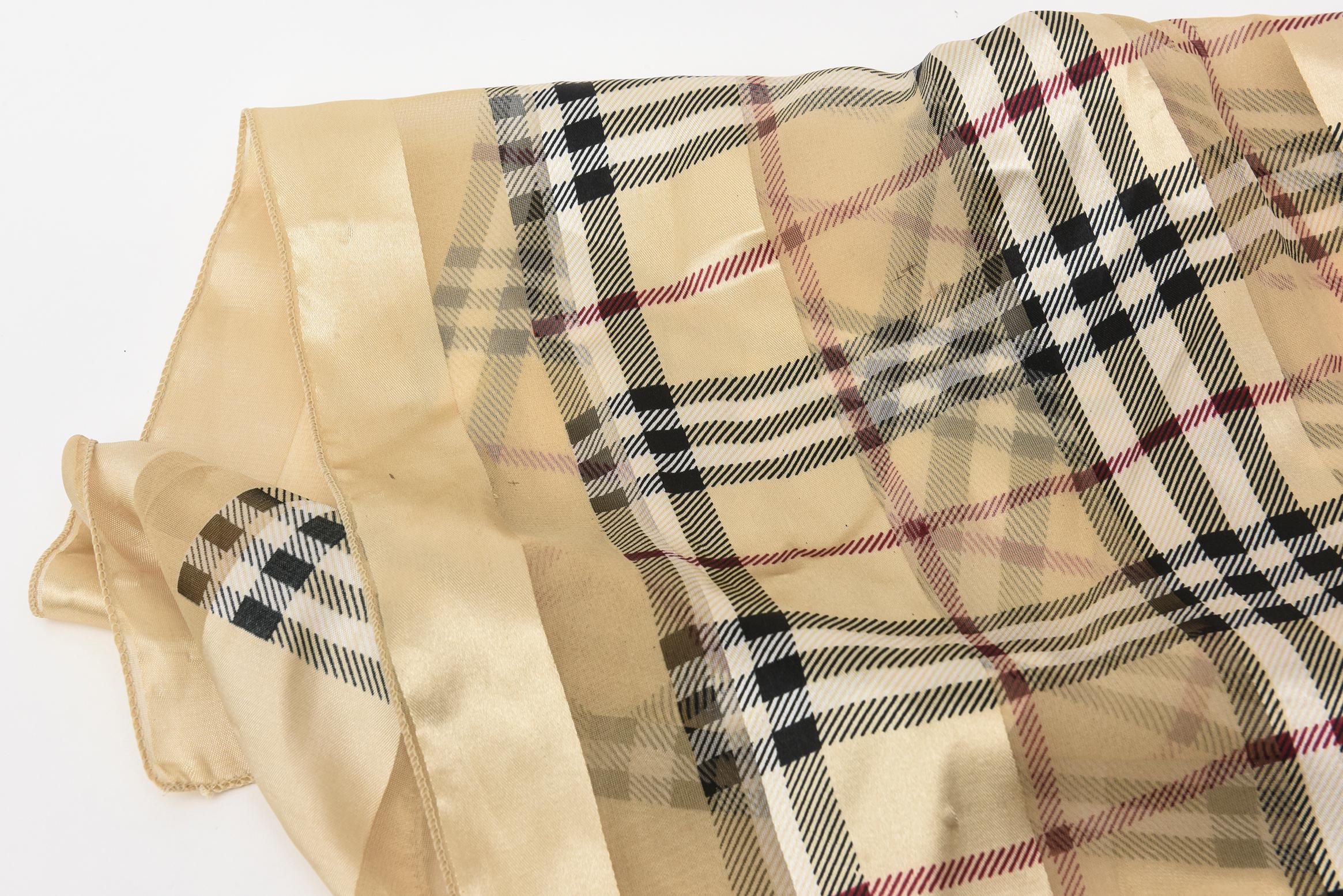 Burberry Seiden-Satin-Schal aus Seide, Vintage (Beige) im Angebot