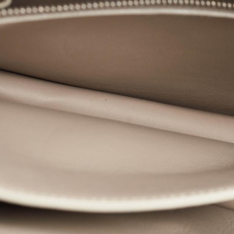 Burberry Silver Croc Embossed Leather Small TB Shoulder Bag en vente 5