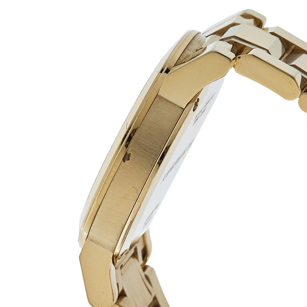 Burberry Silver Gold Tone Stainless Steel BU9103 Women's Wristwatch 34 mm In Good Condition In Dubai, Al Qouz 2