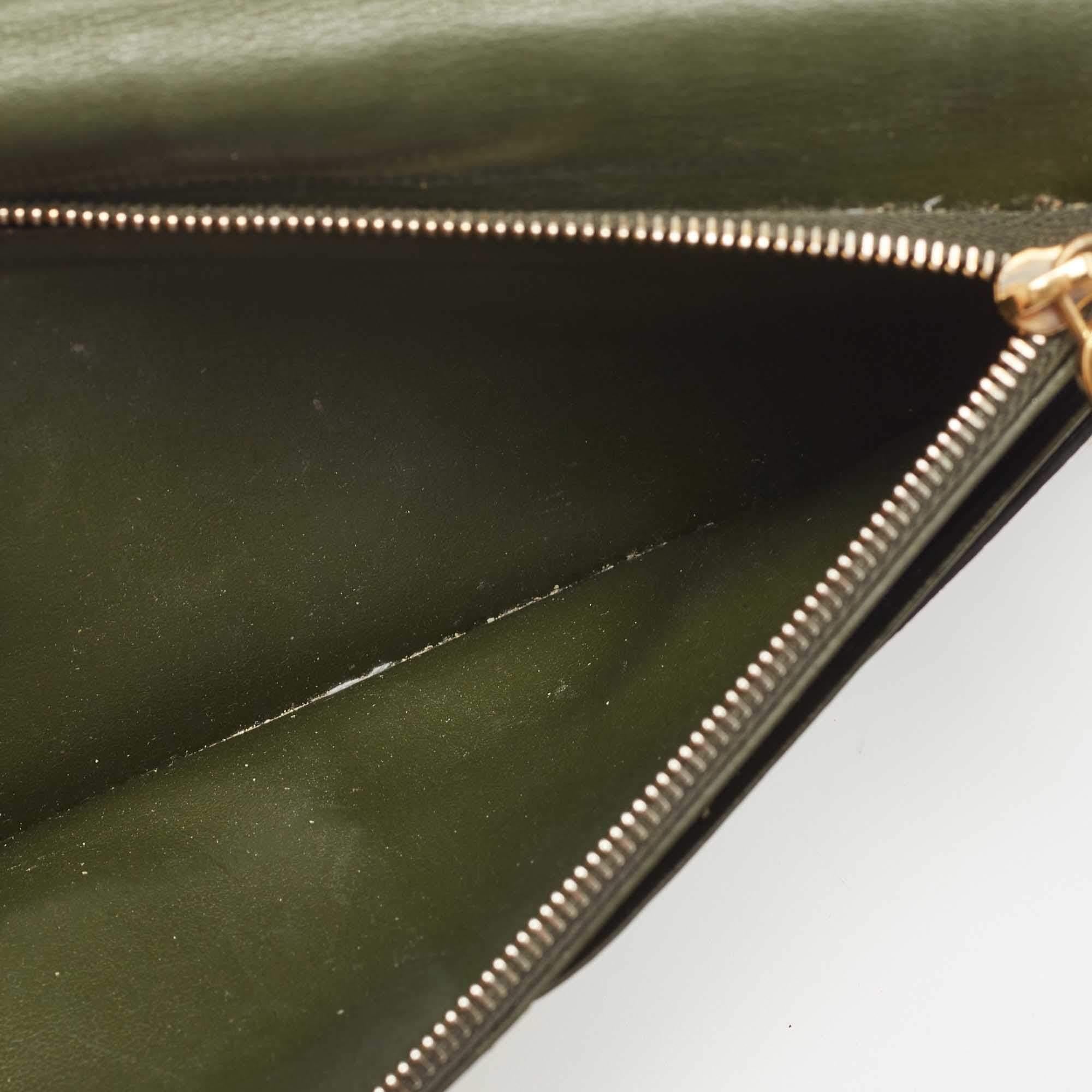 Beige Burberry Silver Leather Continental Wallet For Sale