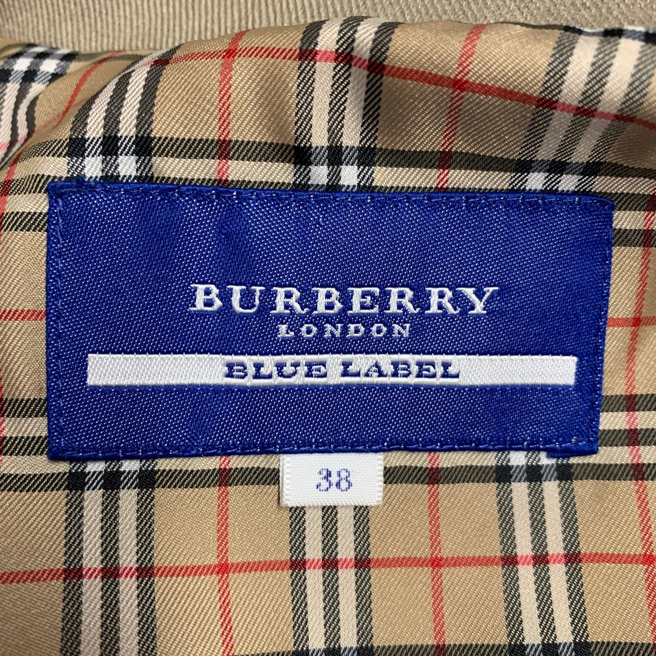 BURBERRY Talla 2 Chaqueta de doble botonadura en sarga de mezcla de algodón color tostado en Excelente estado para la venta en San Francisco, CA