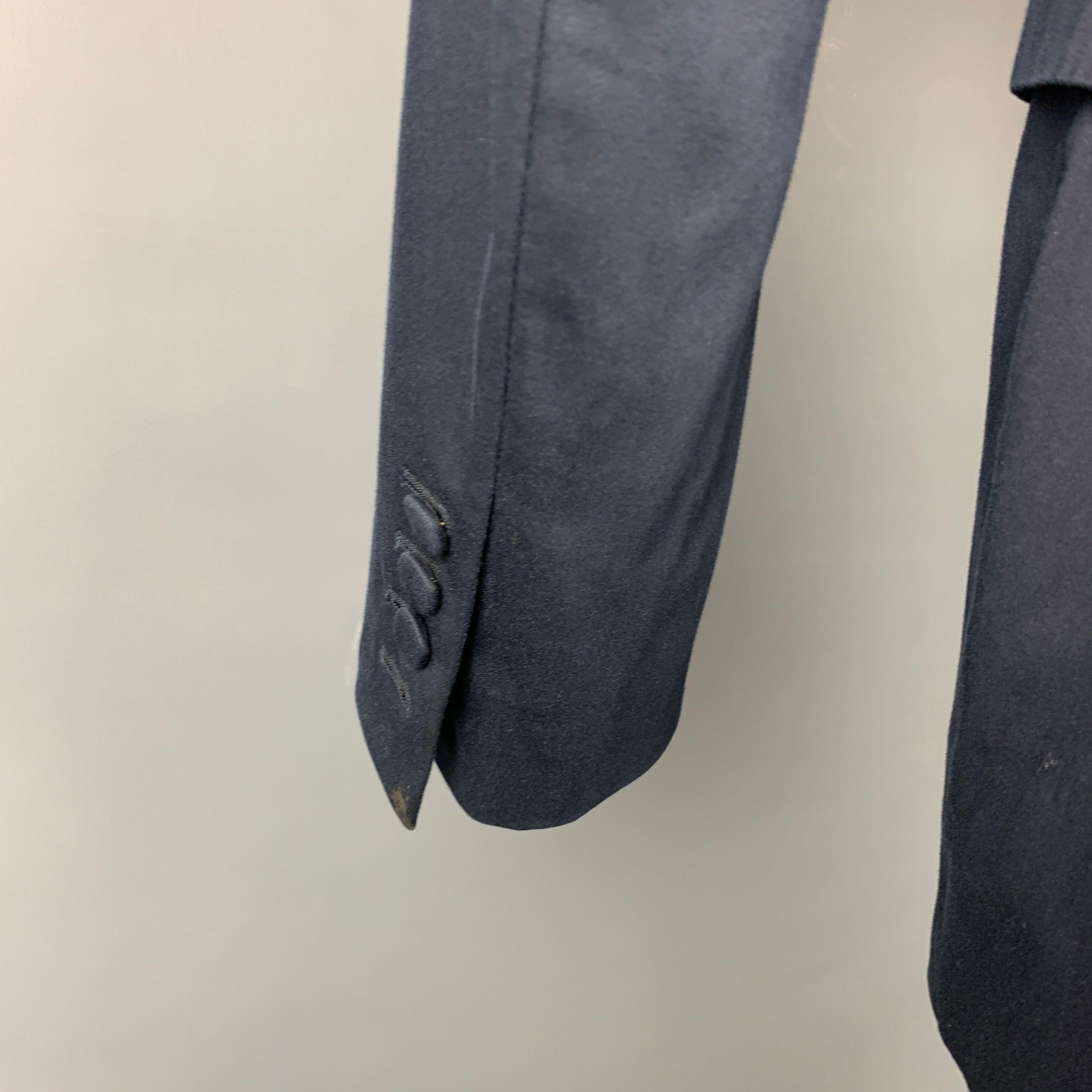 BURBERRY Size 36 Navy Cotton Blend Peak Lapel Tuxedo Sport Coat In Good Condition For Sale In San Francisco, CA